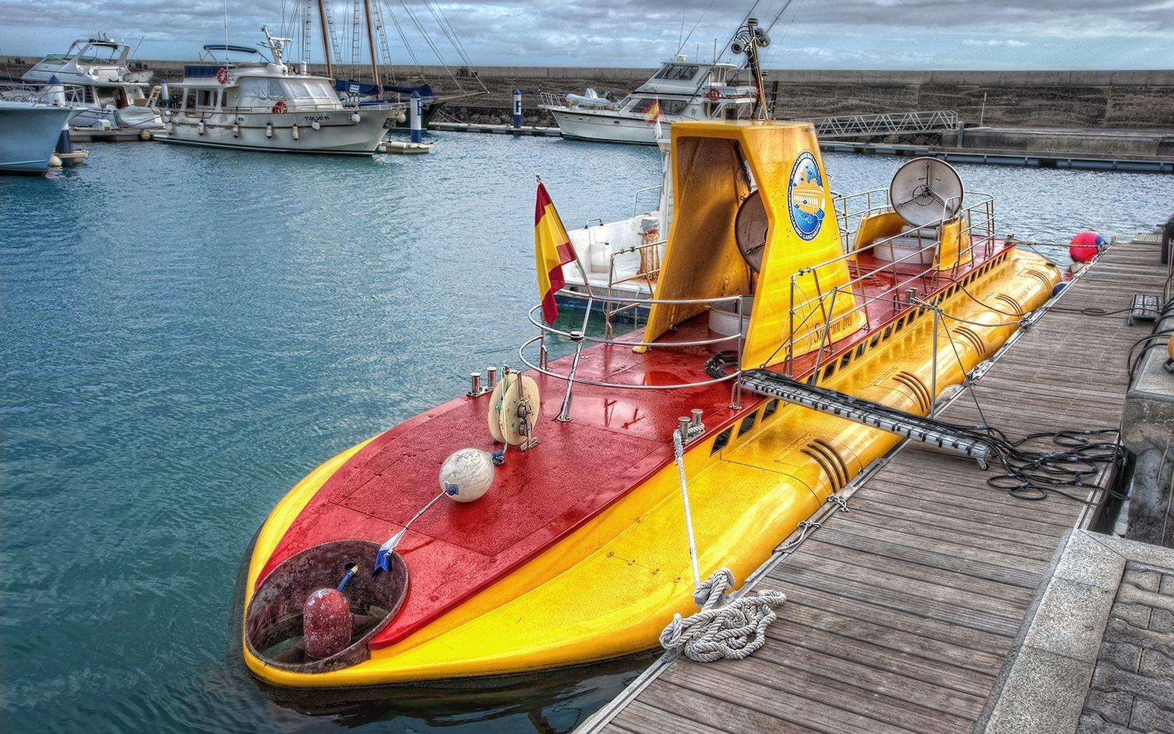 1680x1050 yellow, Submarine, Tagnotallowedtoosubjective Wallpaper HD / Desktop and Mobile Background