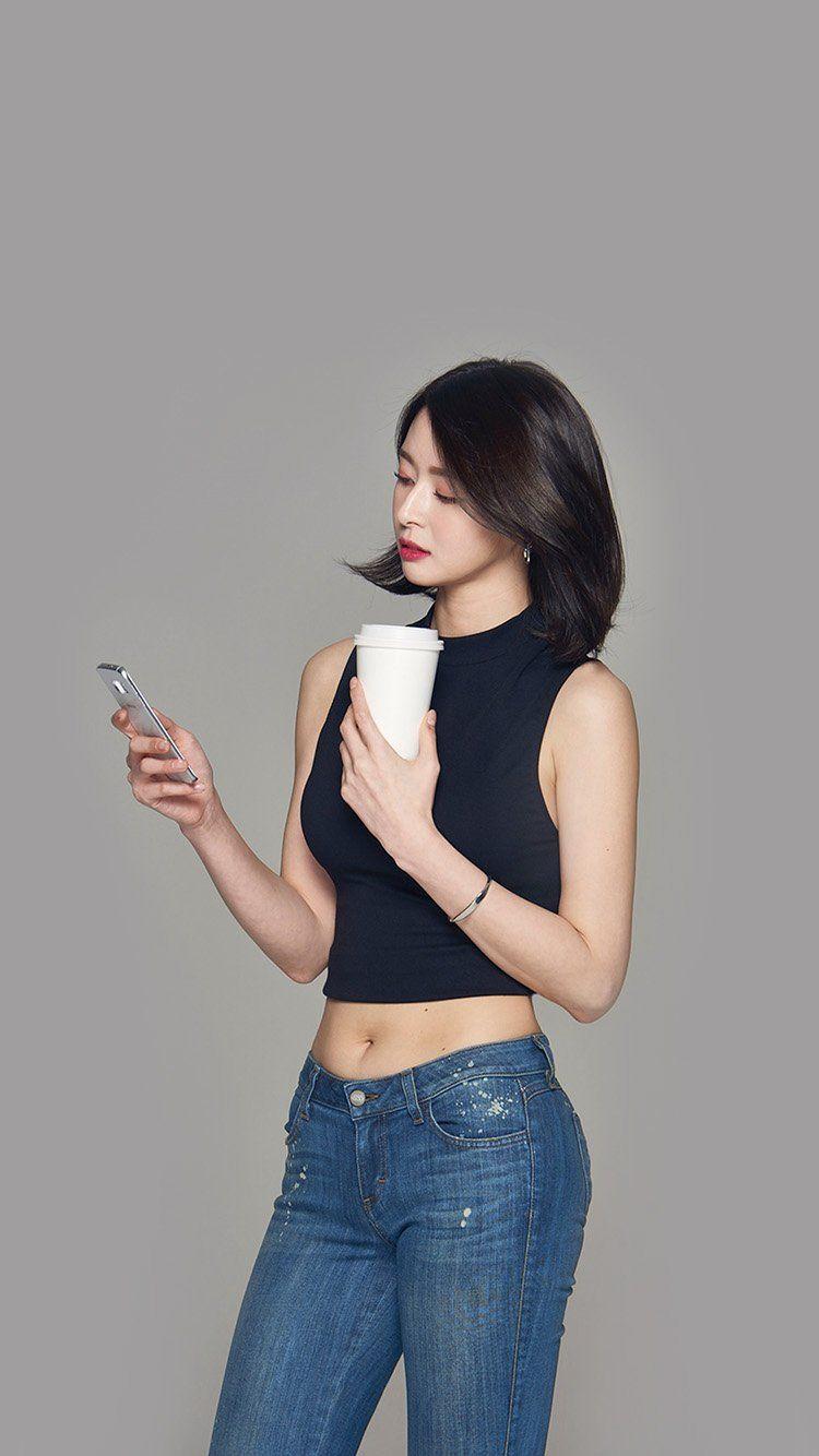 750x1334 Kwon Nara Wallpaper