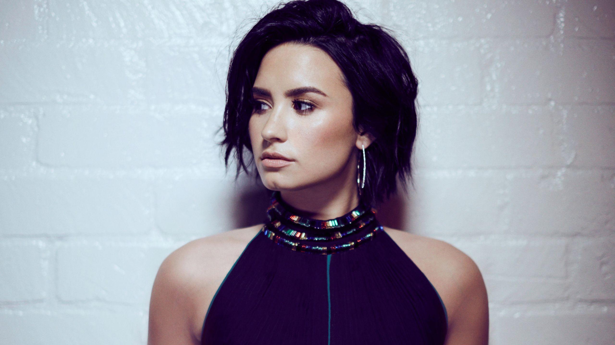 6   Demi Lovato Wallpapers Hd Transparent PNG  625x747  Free Download  on NicePNG