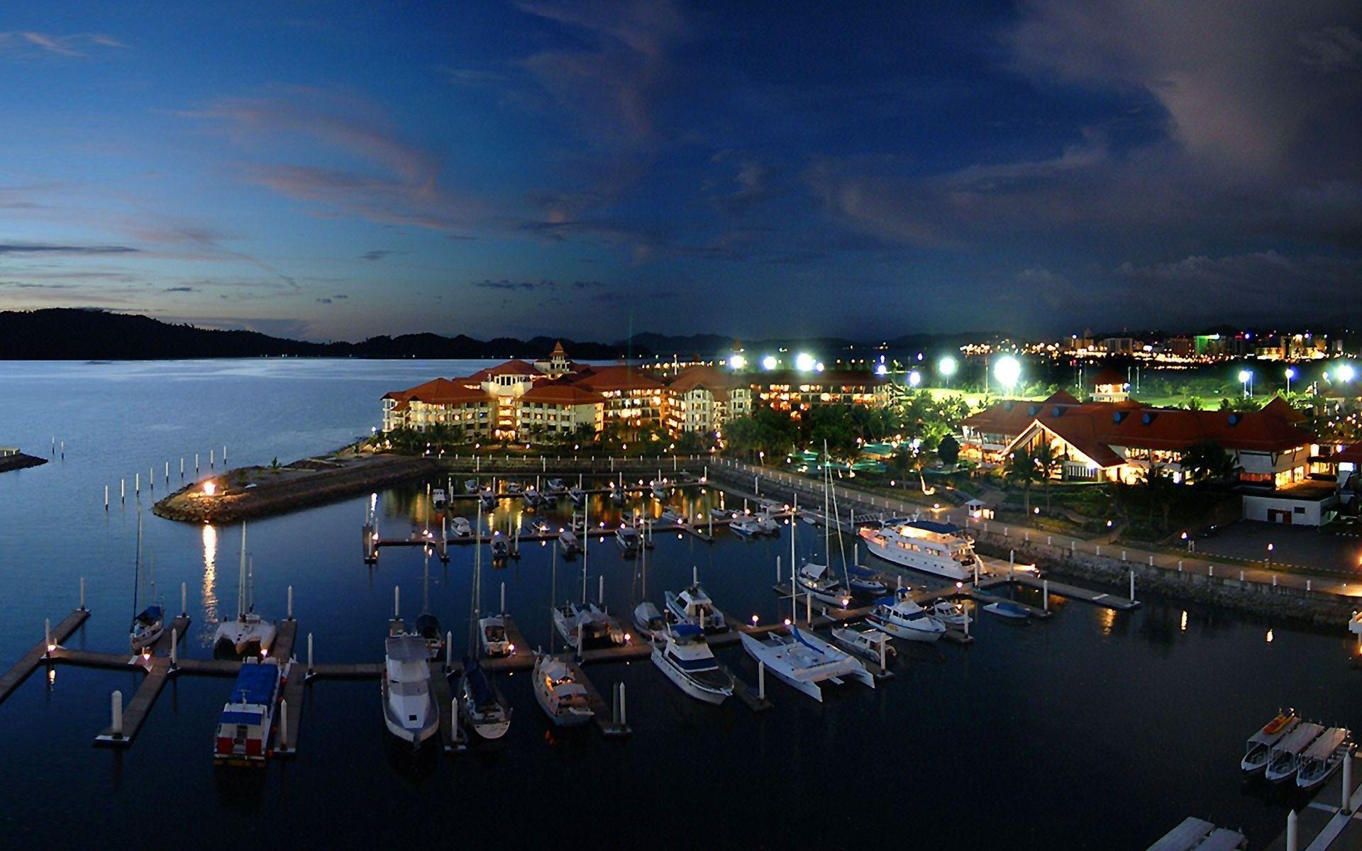 1920x1200 Kota Kinabalu Wallpaper