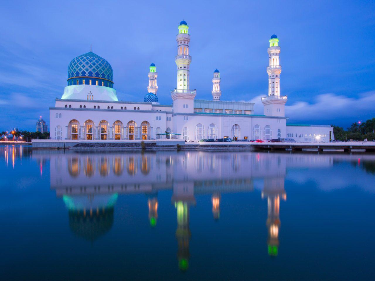 1280x960 Kota Kinabalu City Mosque In Kota Kinabalu Sabah Malaysia 4k Ultra HD Wallpaper For Desktop Laptop Tablet Mobile Phones :