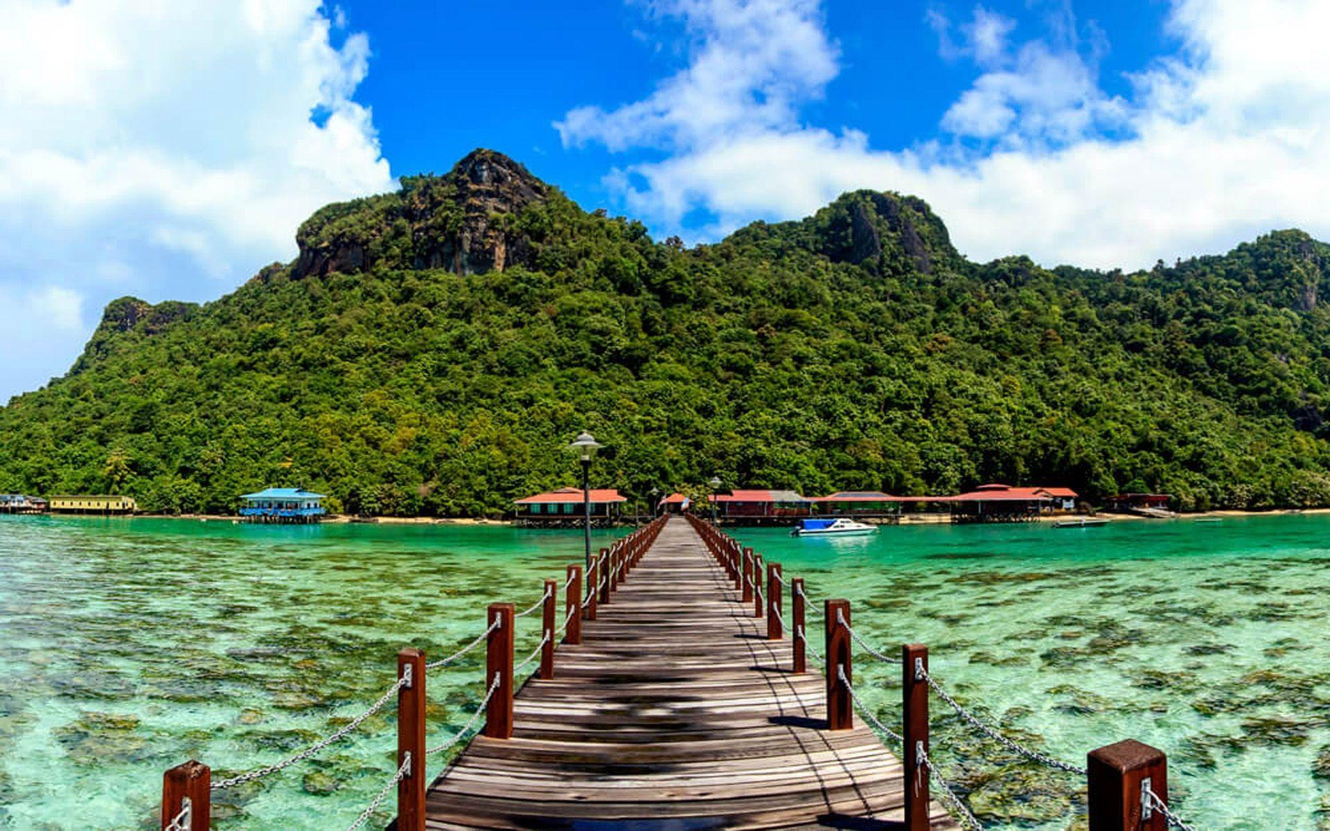 1920x1200 Island Of Bohej Doolang Sabah Malaysia Port Wooden Platform Photo Wallpaper HD 1920x1200 :