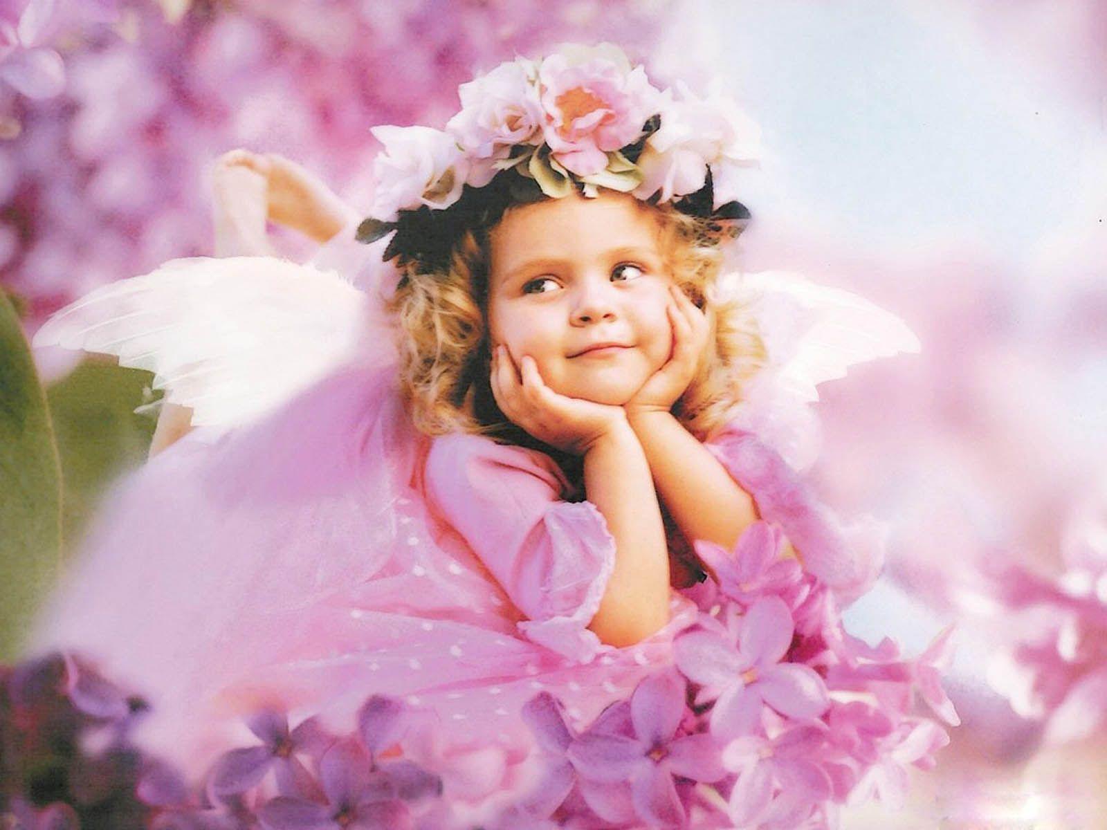 1600x1200 Angel Babies Wallpaper