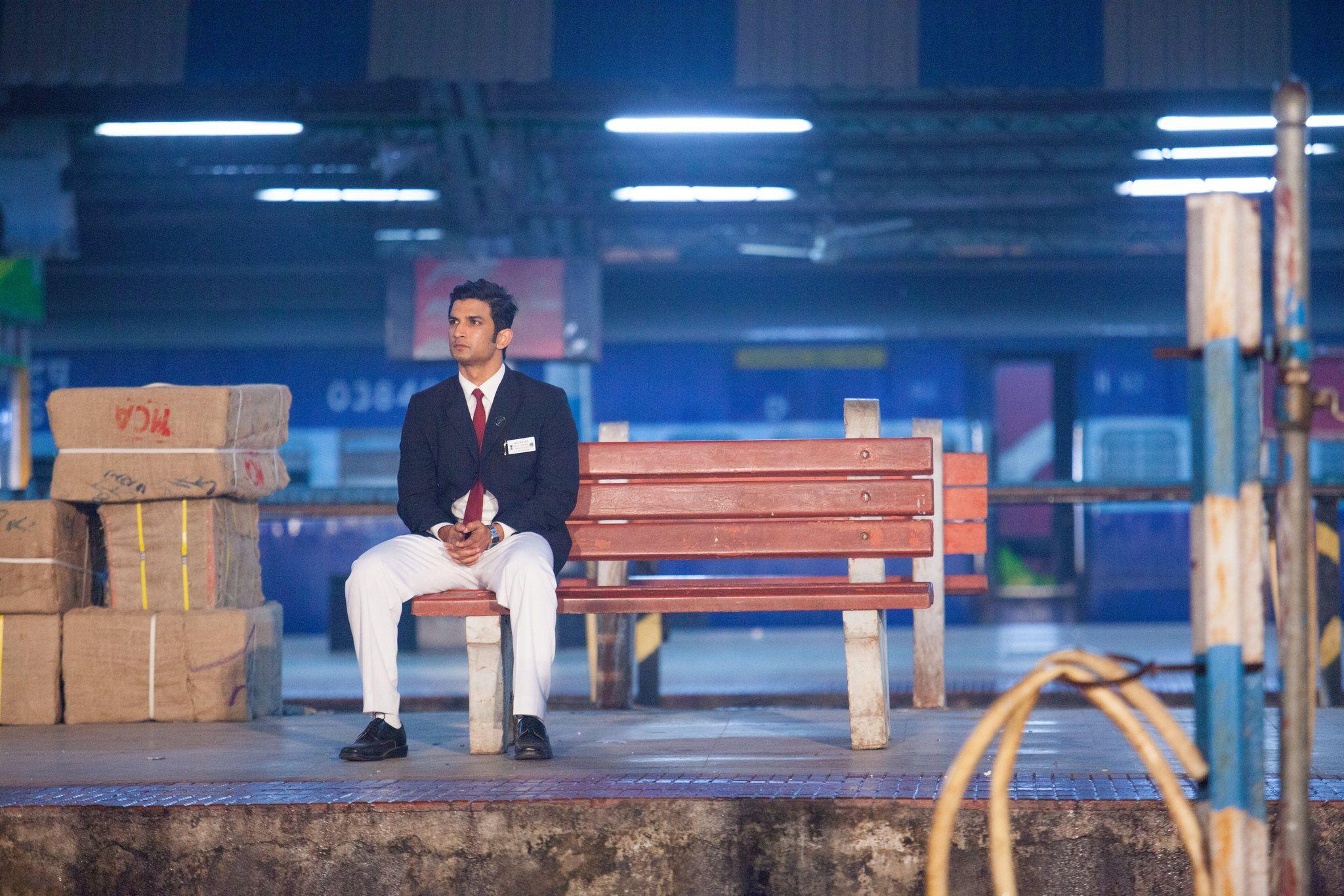 2048x1365 M.S. Dhoni: The Untold Story (2016)