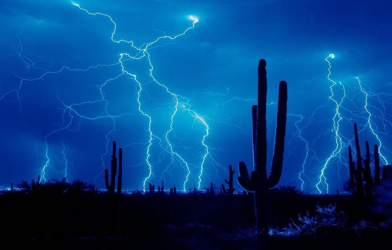 desert lightning storm