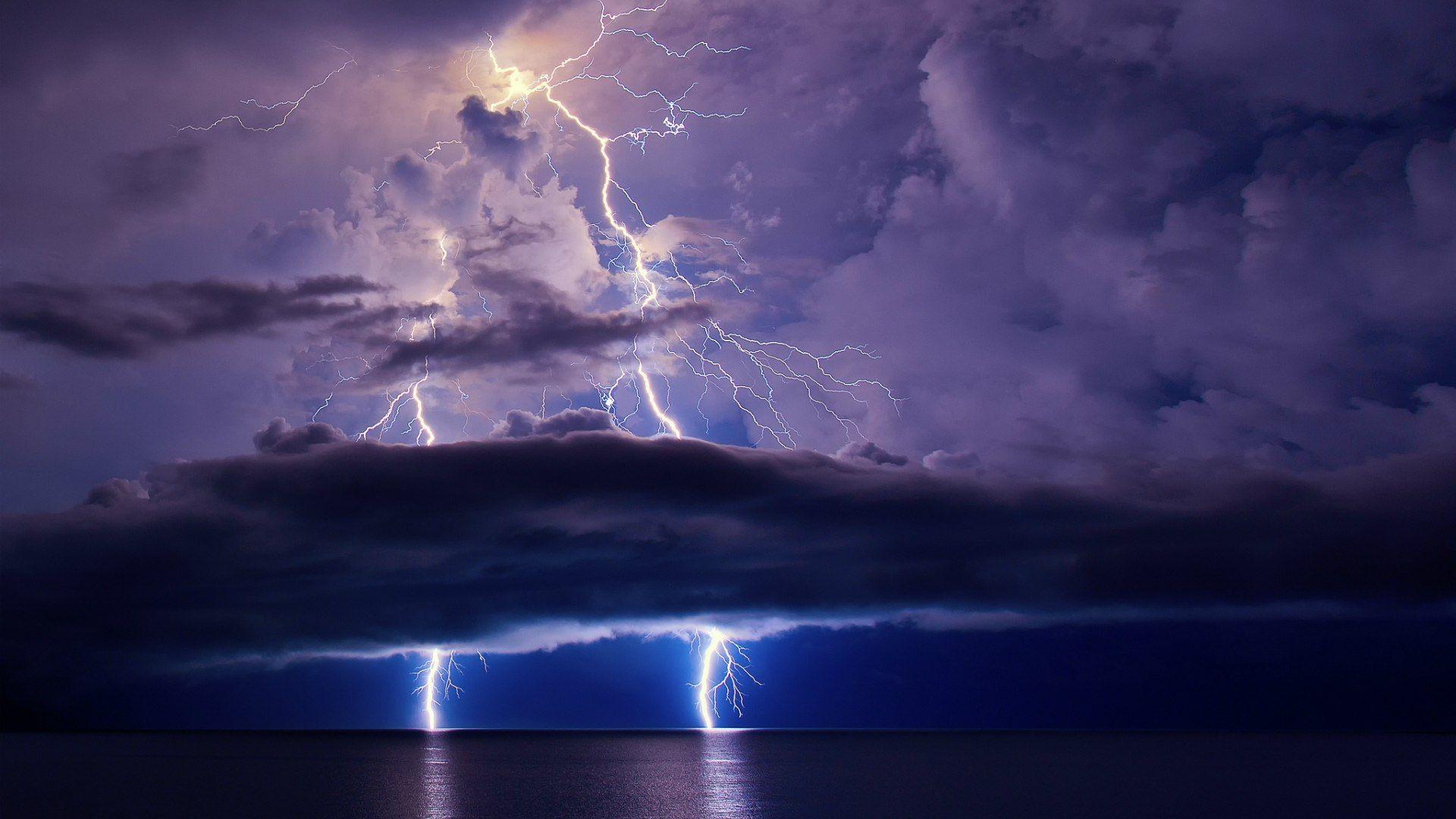 1920x1080 Thunderstorm Wallpaper