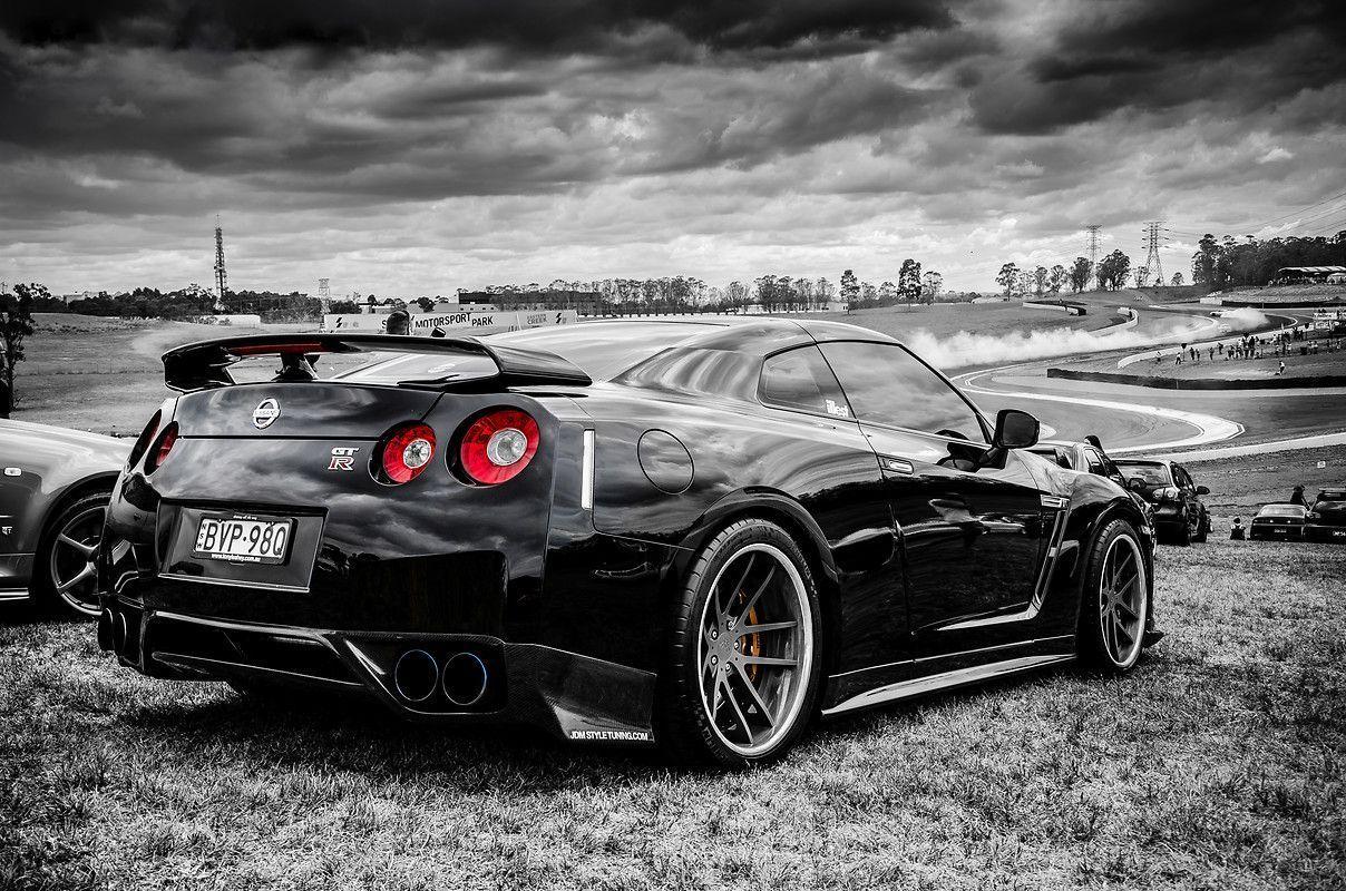 1208x800 Nissan GTR R35 Wallpaper
