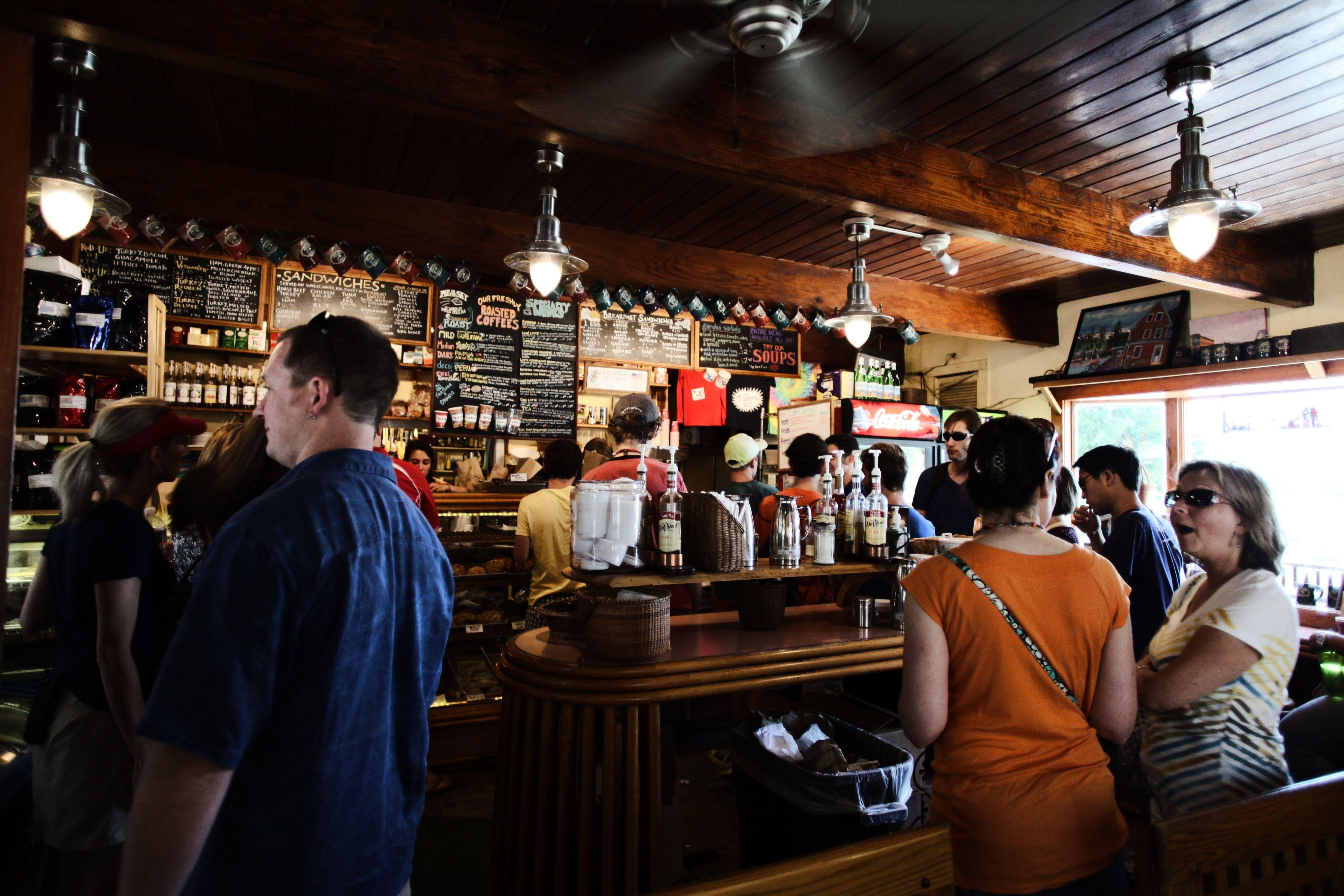 4080x2720 English Pub Picture. Download Free Image