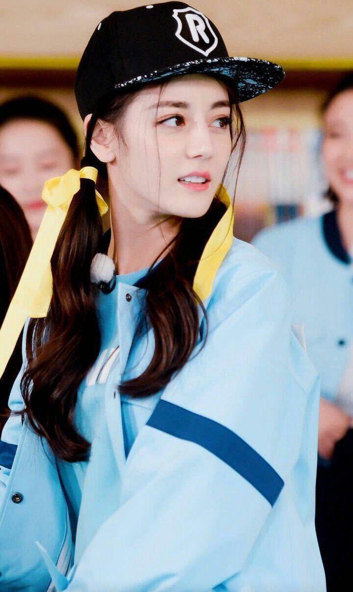 715x1200 Dilraba Dilmurat Wallpaper
