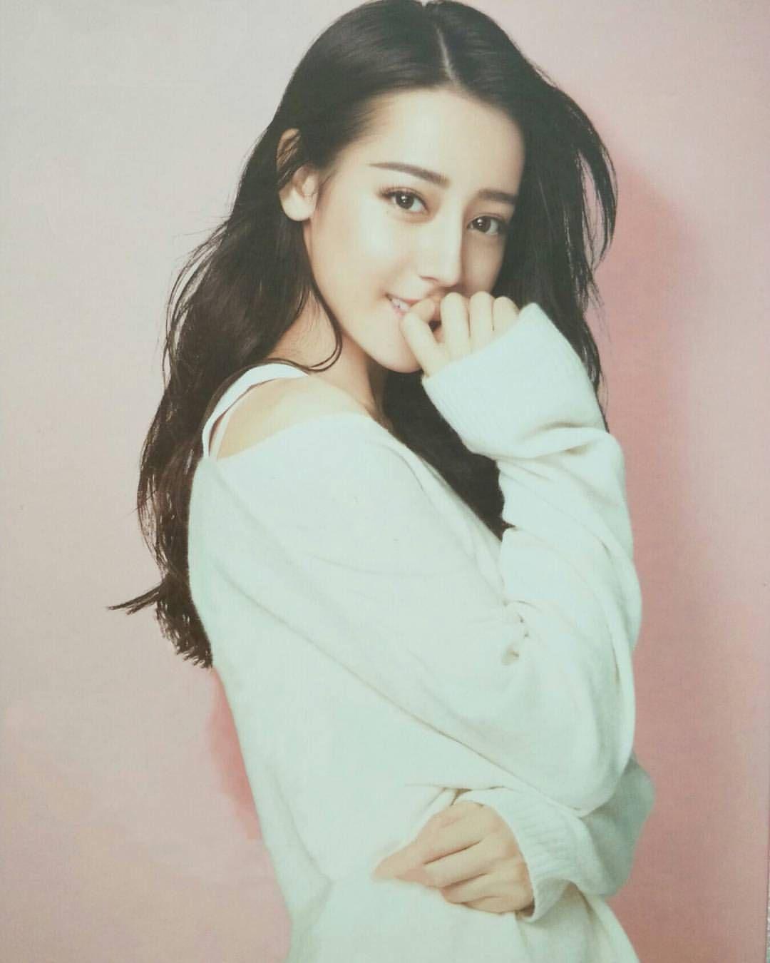 1080x1350 Dilraba Dilmurat 迪丽热巴. Wanita cantik, Wanita, Model