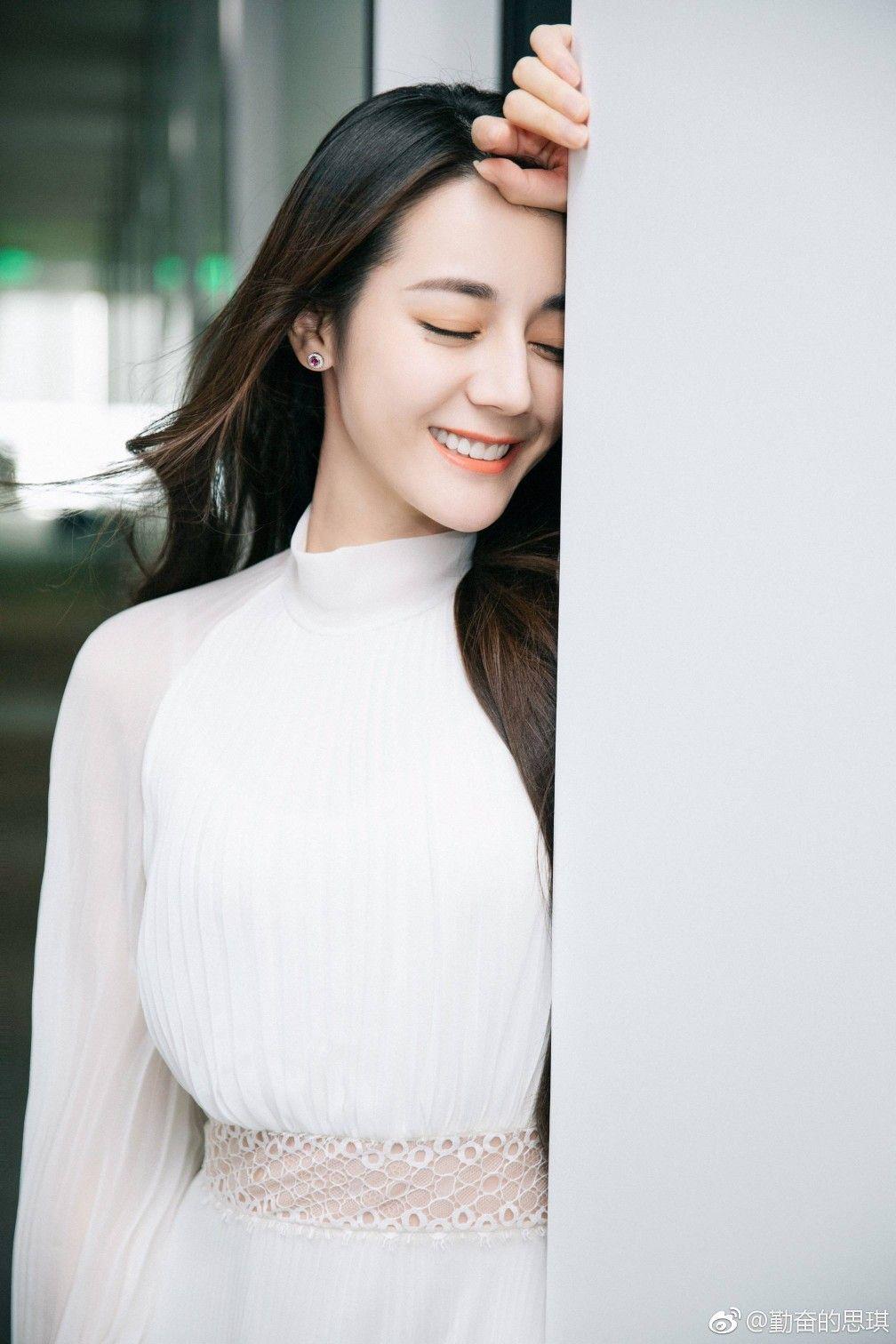 1008x1512 Dilraba Dilmurat 迪丽热巴. Wanita, Gadis cantik asia, Selebritas