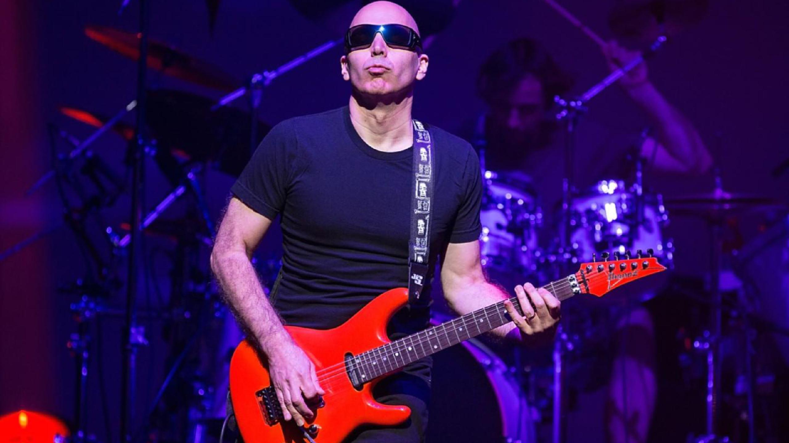 2560x1440 Joe Satriani