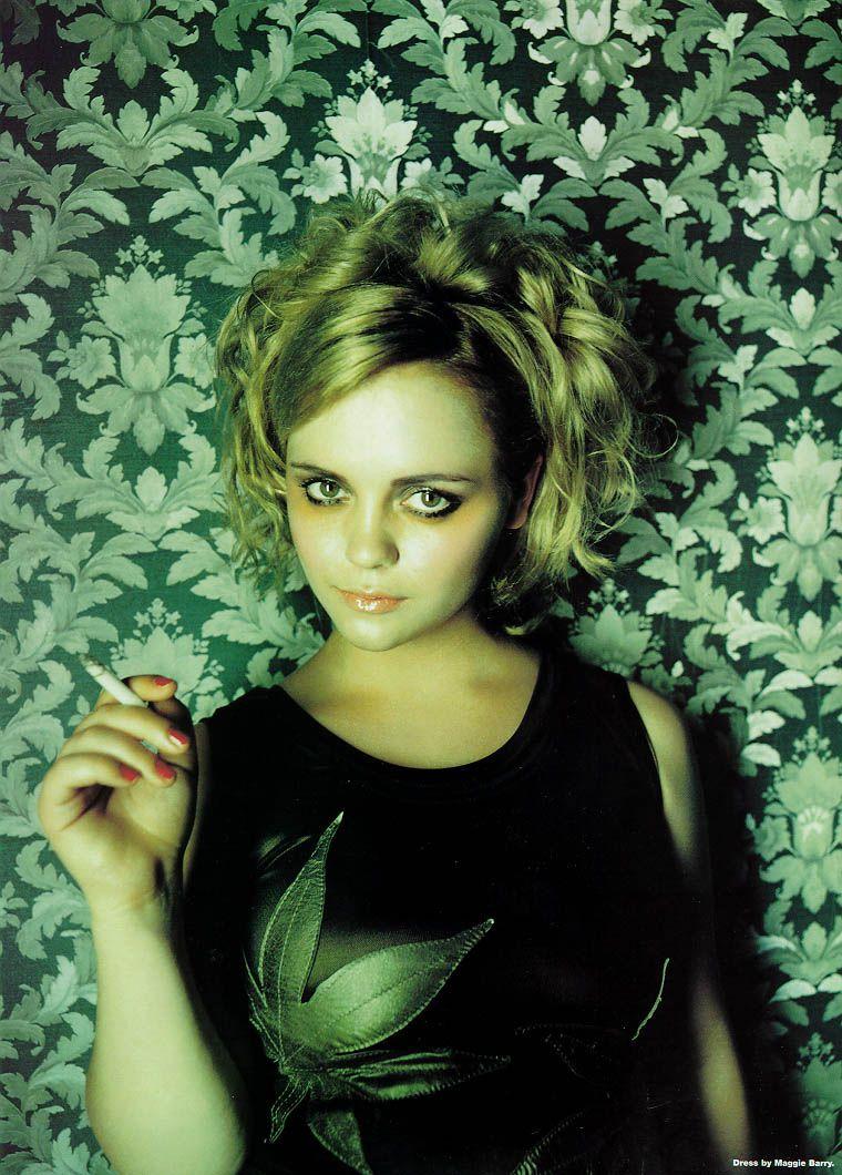 760x1060 Christina Ricci wallpaper