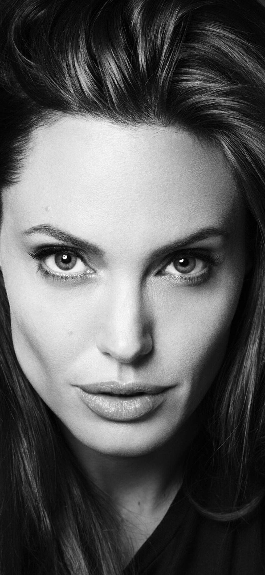 Angelina Jolie iPhone HD Wallpapers - Top Free Angelina Jolie iPhone HD  Backgrounds - WallpaperAccess