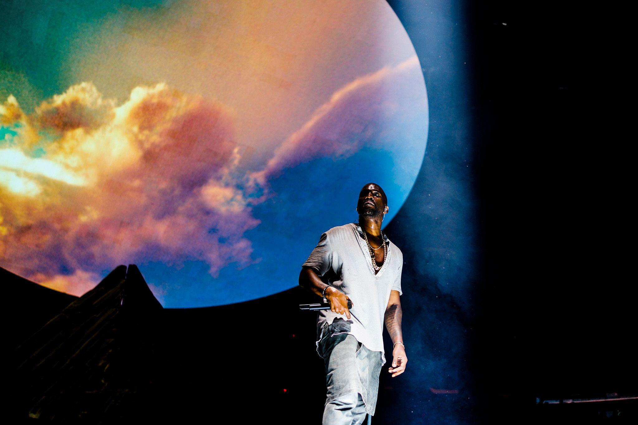 2048x1365 Kanye West Wallpaper HD For Desktop