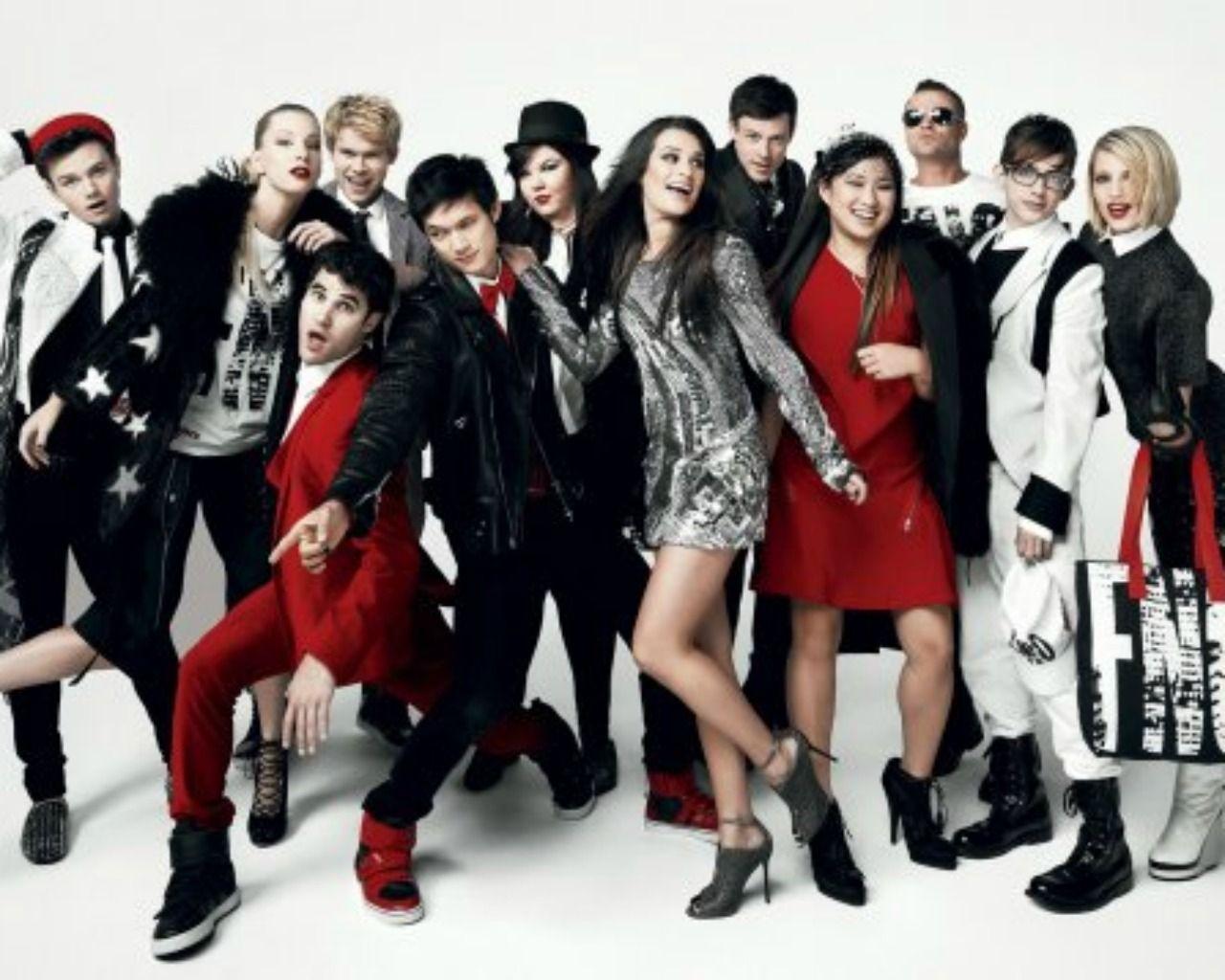 1280x1024 Glee Wallpaper: Glee cast♥. Glee fashion, Glee season Glee cast