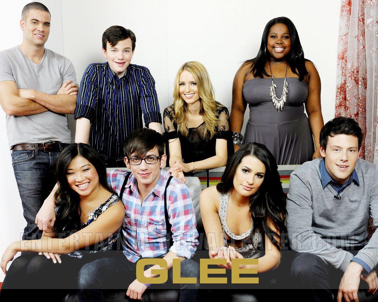 1280x1024 Glee Cast Wallpaper