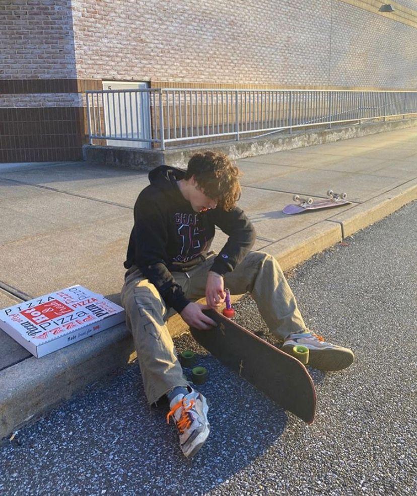 828x986 JUNE 2020 on Instagram: “can someone plz teach me how to skate