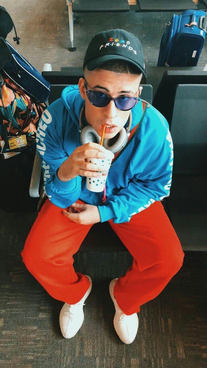 720x1280 Bad Bunny Supreme Wallpaper