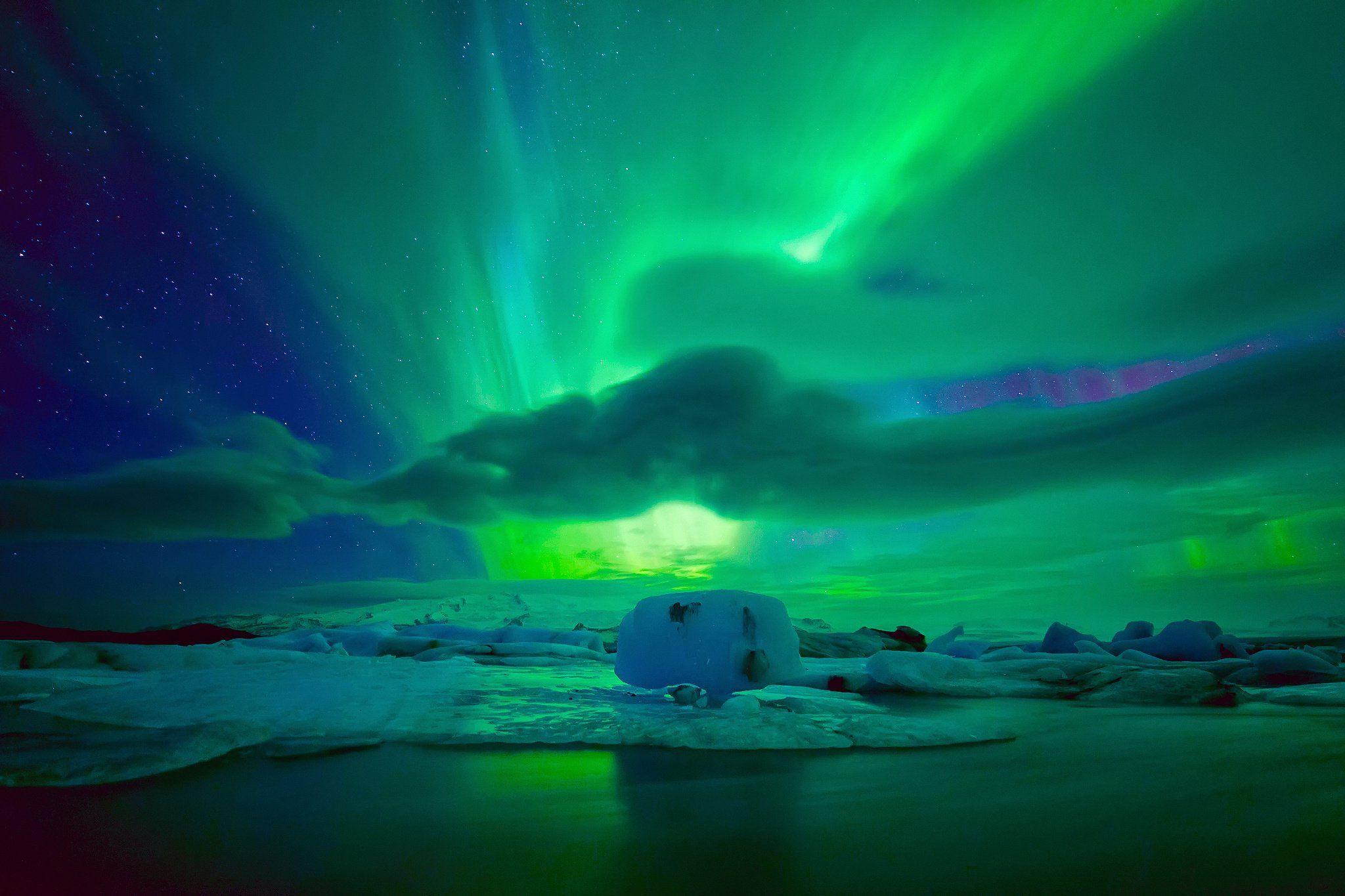 2048x1365 Stars clouds sky nighttime northern lights wallpaperx1365