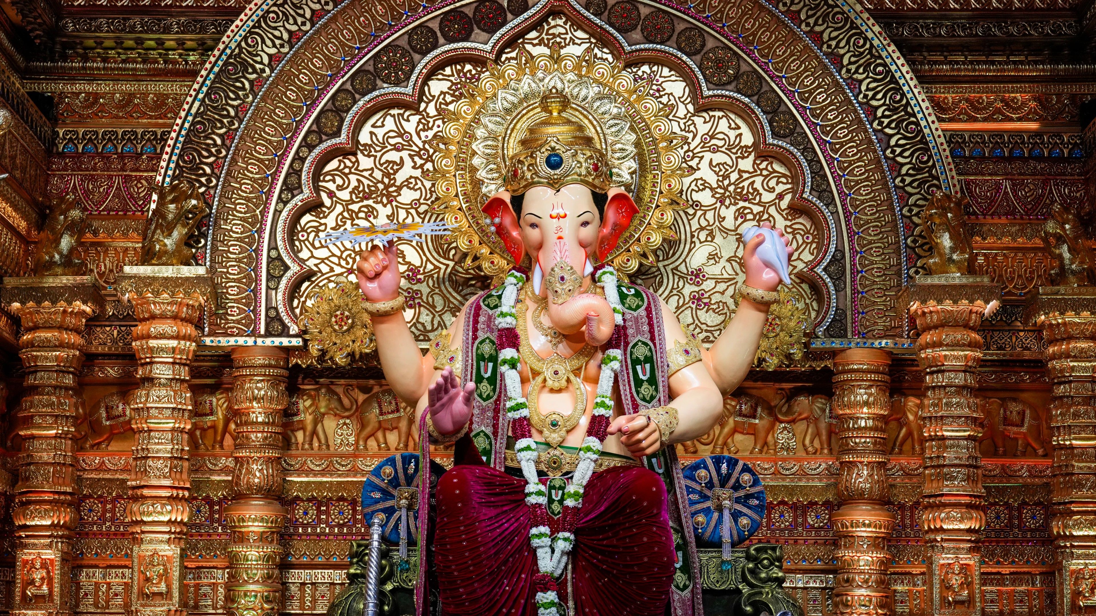 3834x2157 Lalbaugcha Raja 2025 Wallpaper