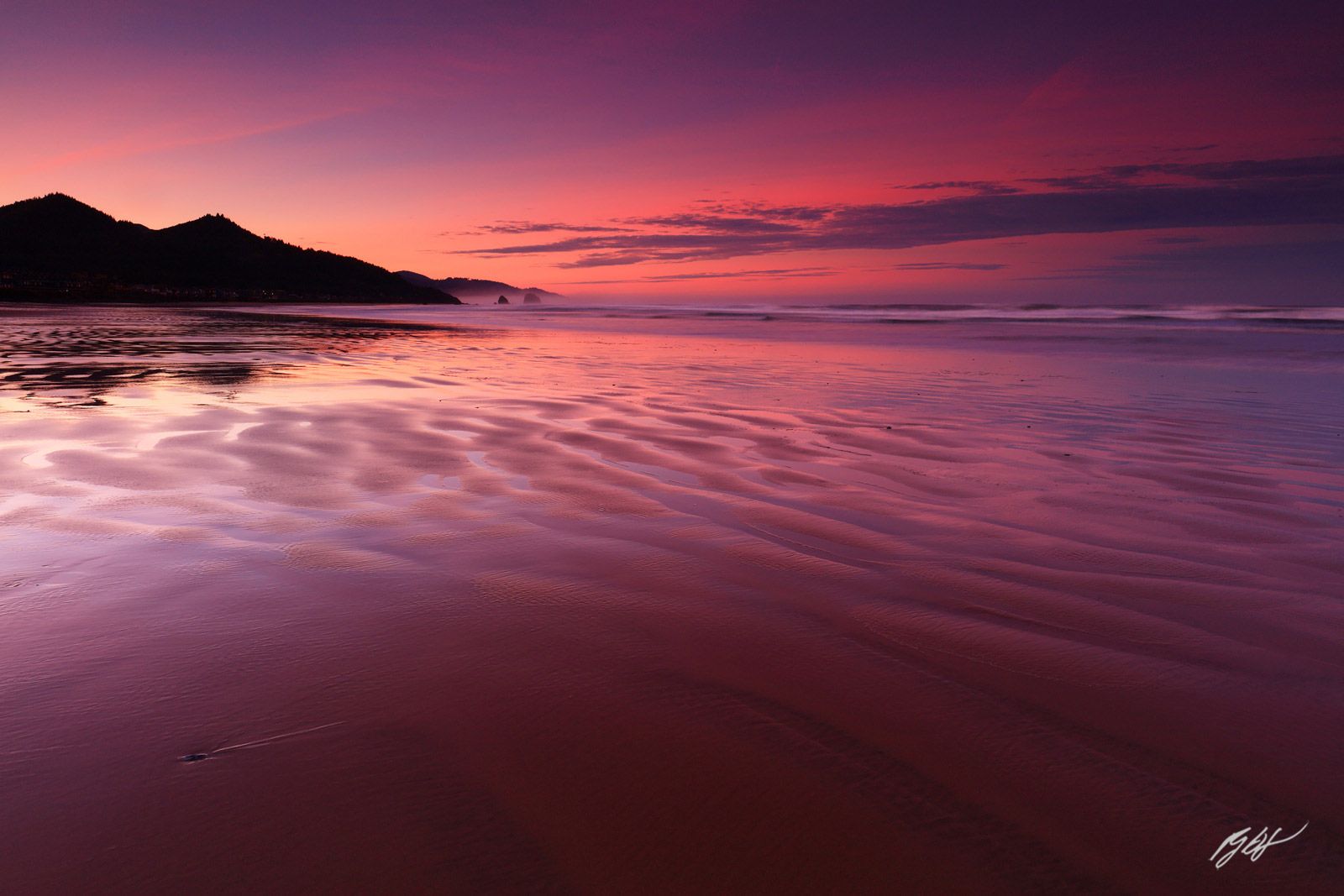 1600x1067 B252 Sunset and Waves from Yachats, Oregon. Randall J Hodges Photography