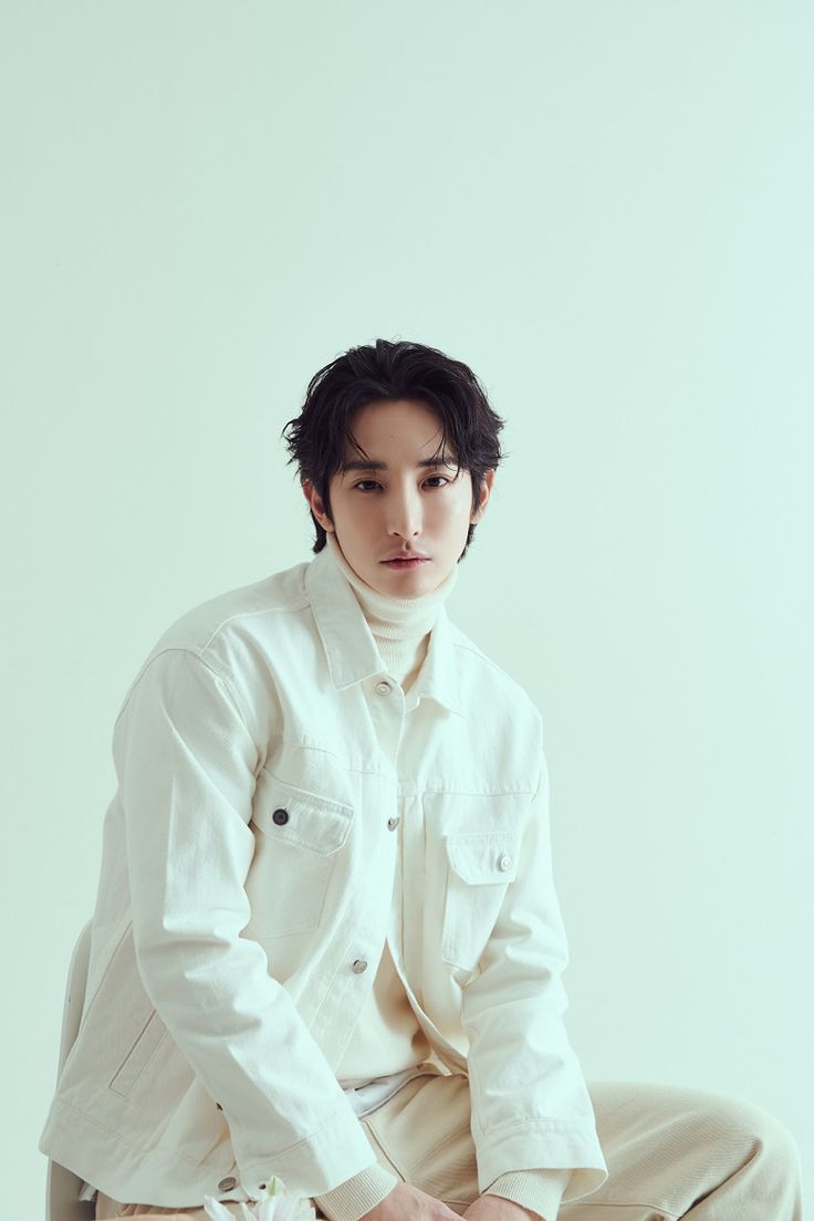 736x1104 Lee Soo Hyuk