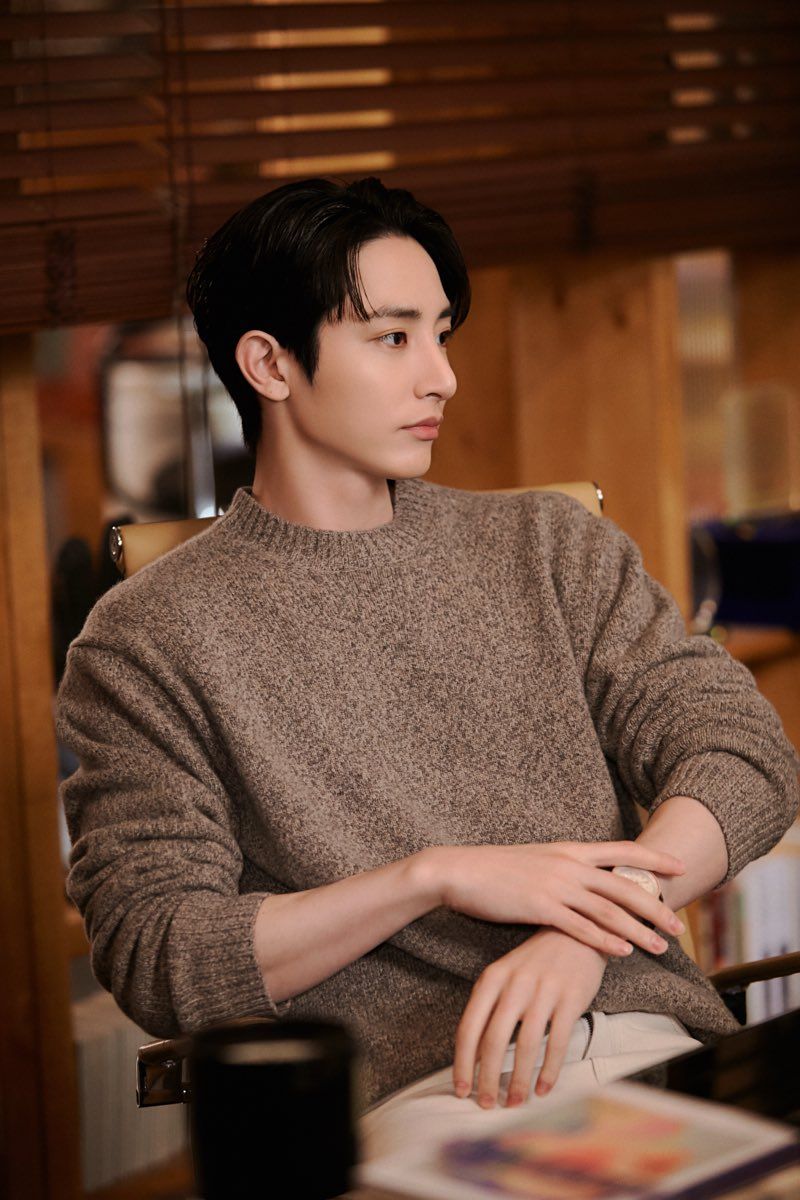 800x1200 YG STAGE NAVER POST [THREAD] #LeeSoohyuk #LeeSooHyukPICS #이수혁