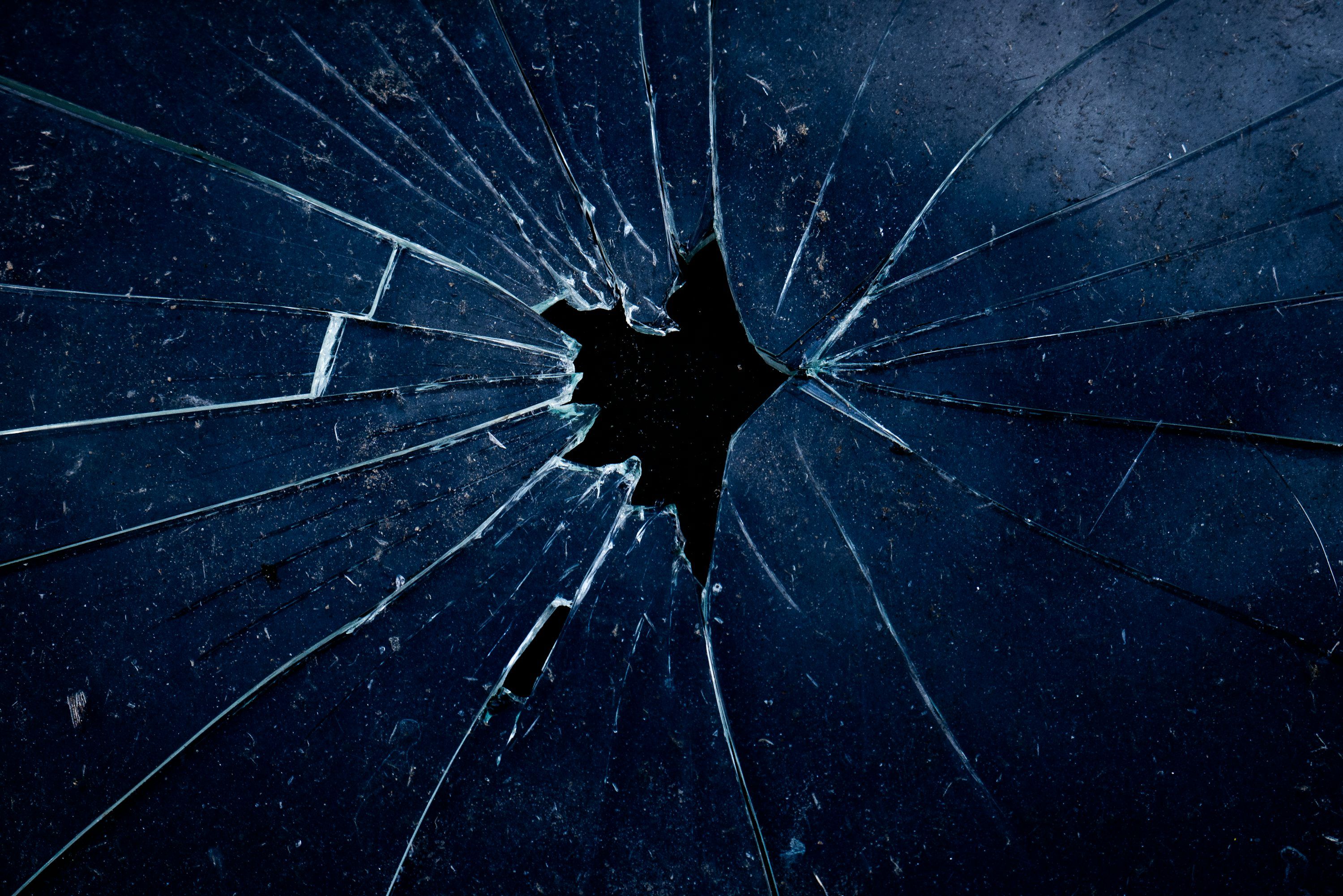 3000x2002 Broken Screen Picture. Download Free Image