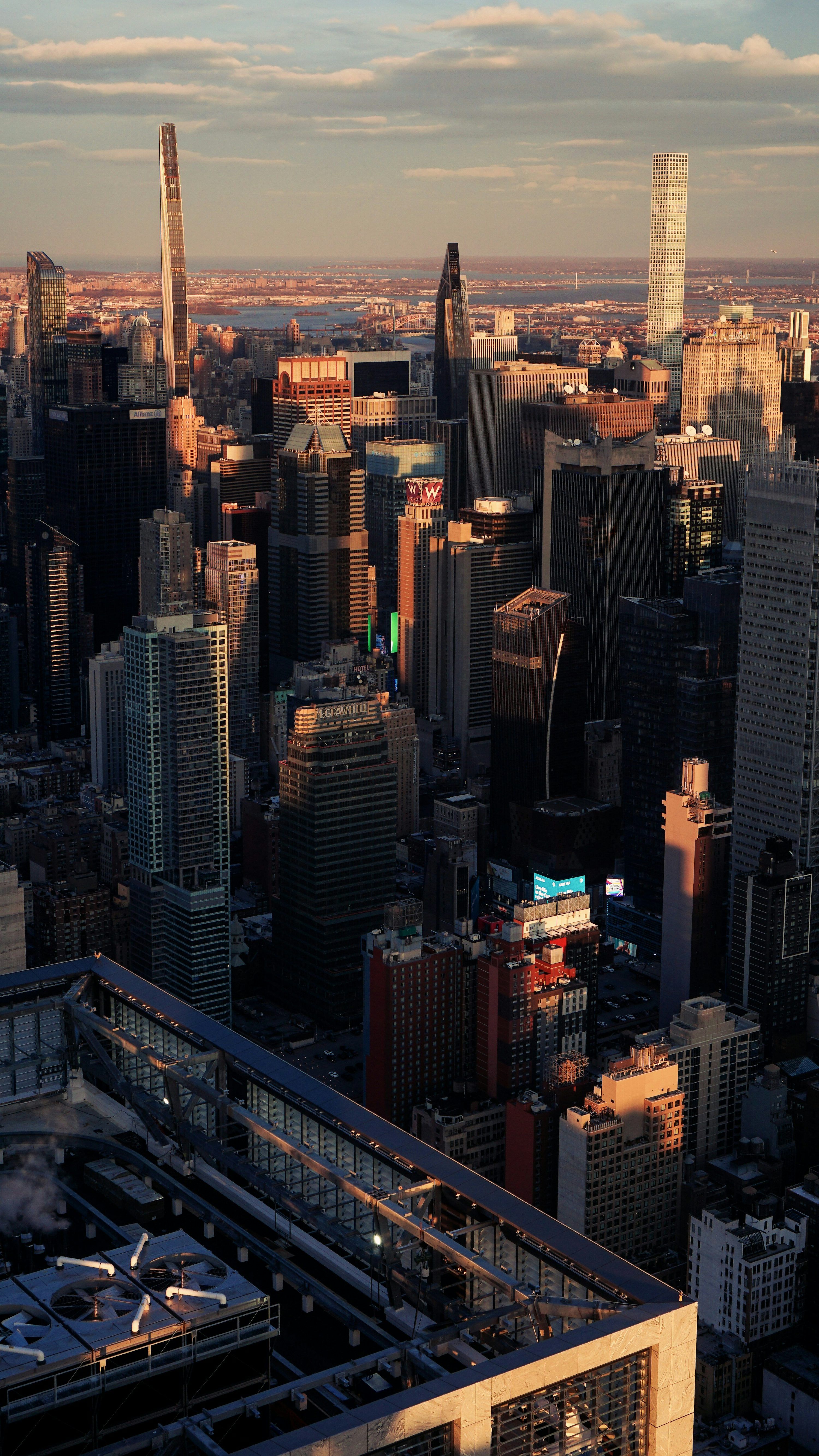 3000x5332 Billionaires Picture. Download Free Image