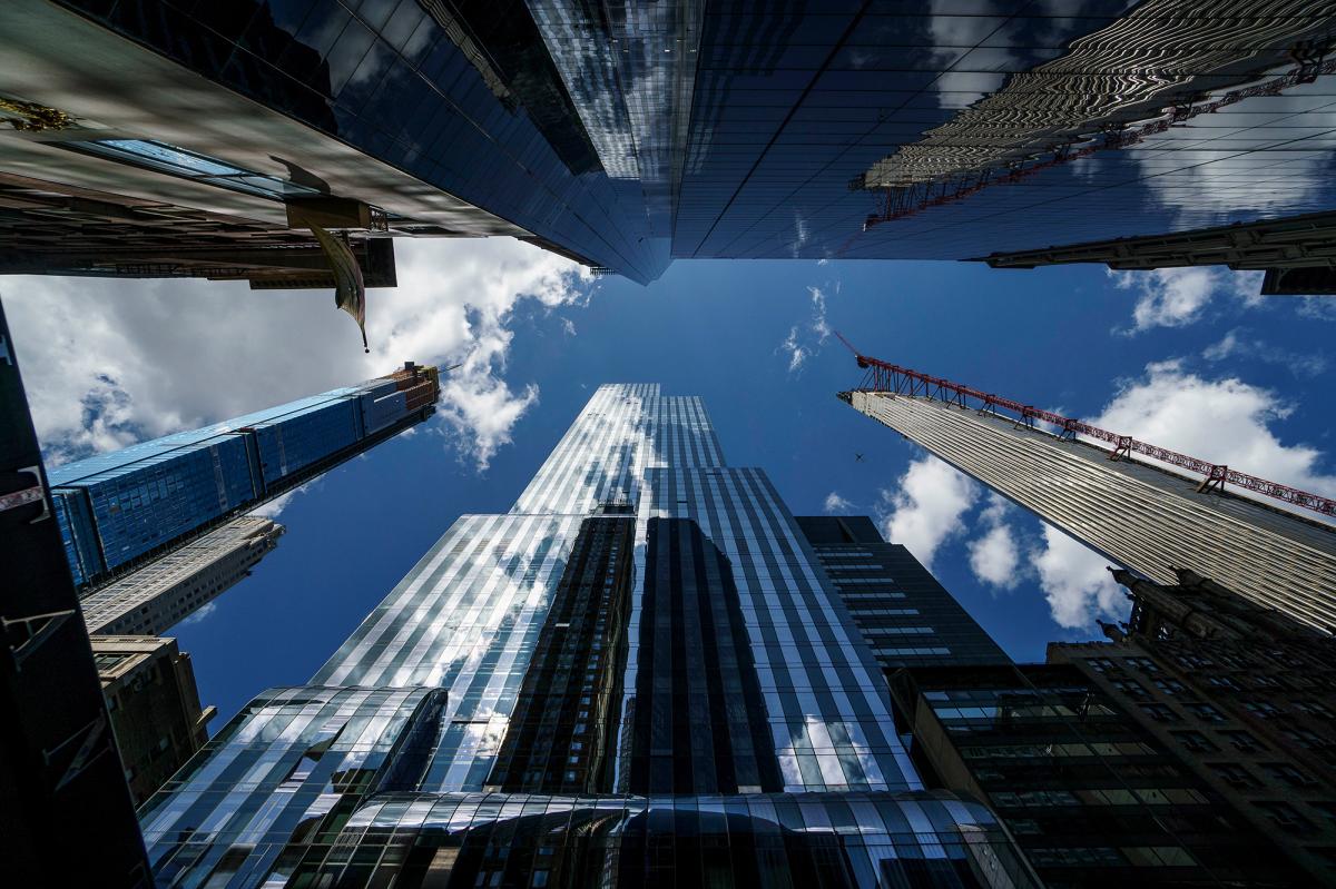 1200x799 Exclusive. Nearly half of luxury units empty in Billionaires' Row buildings