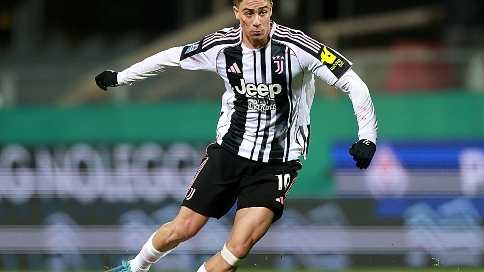 1600x900 Approach Made: Arsenal Contact Super Agent Over 15 G A Sensation