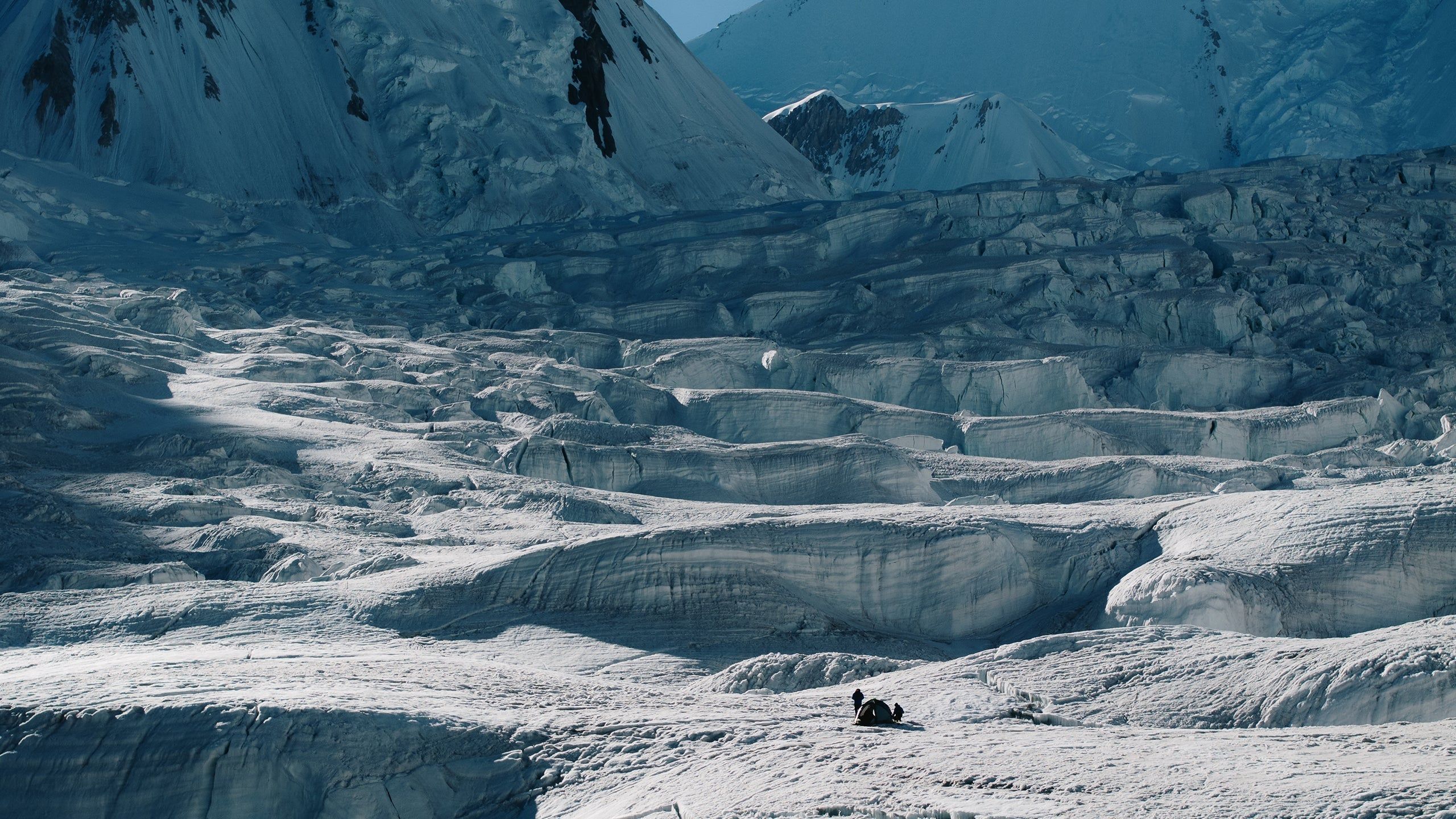 2560x1440 Gasherbrum IV: Charles Dubouloz and the Art of Patience
