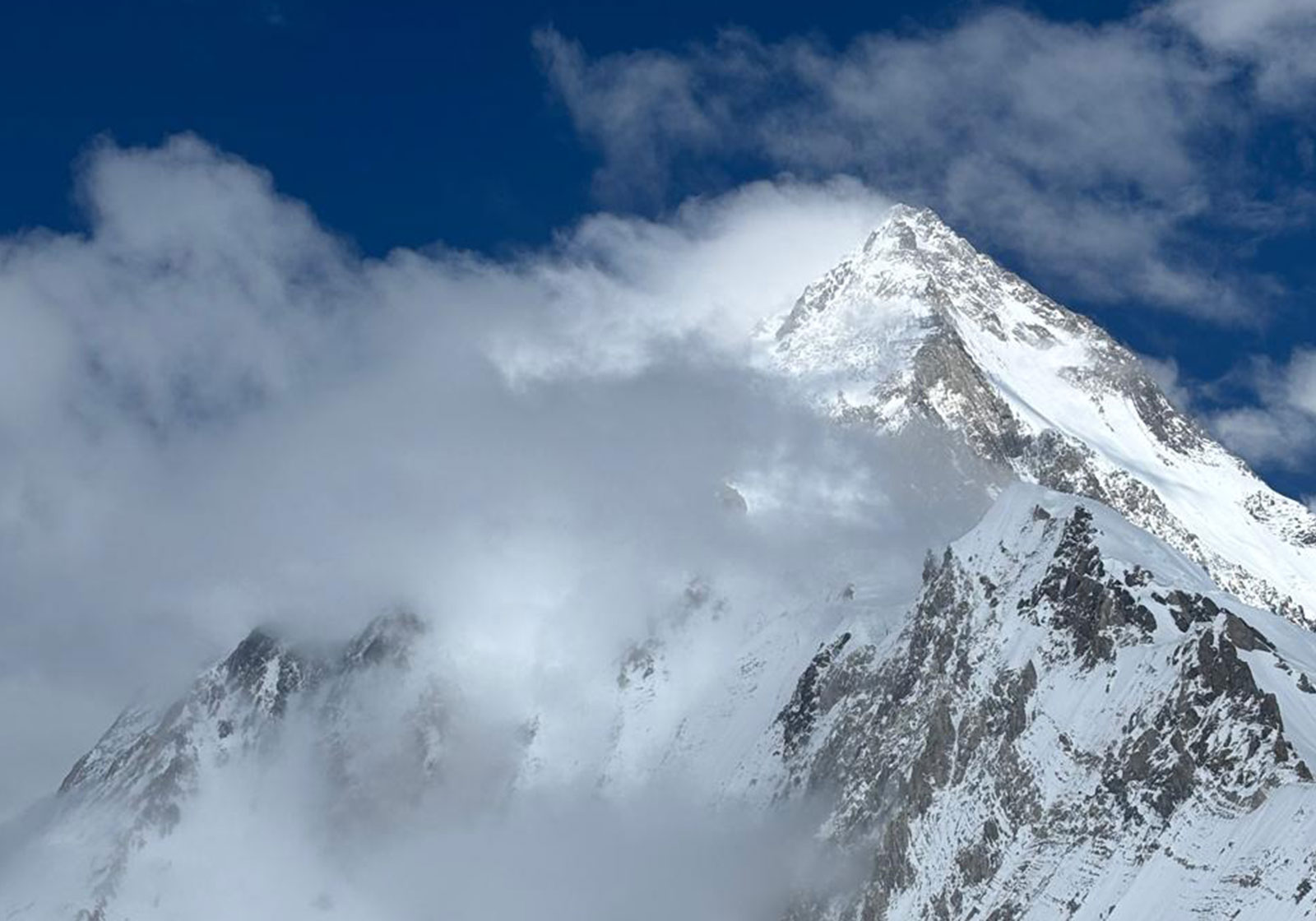 1600x1120 Gasherbrum II (035 26362ft.) Expedition, Climb Gasherbrum 2 Pakistan