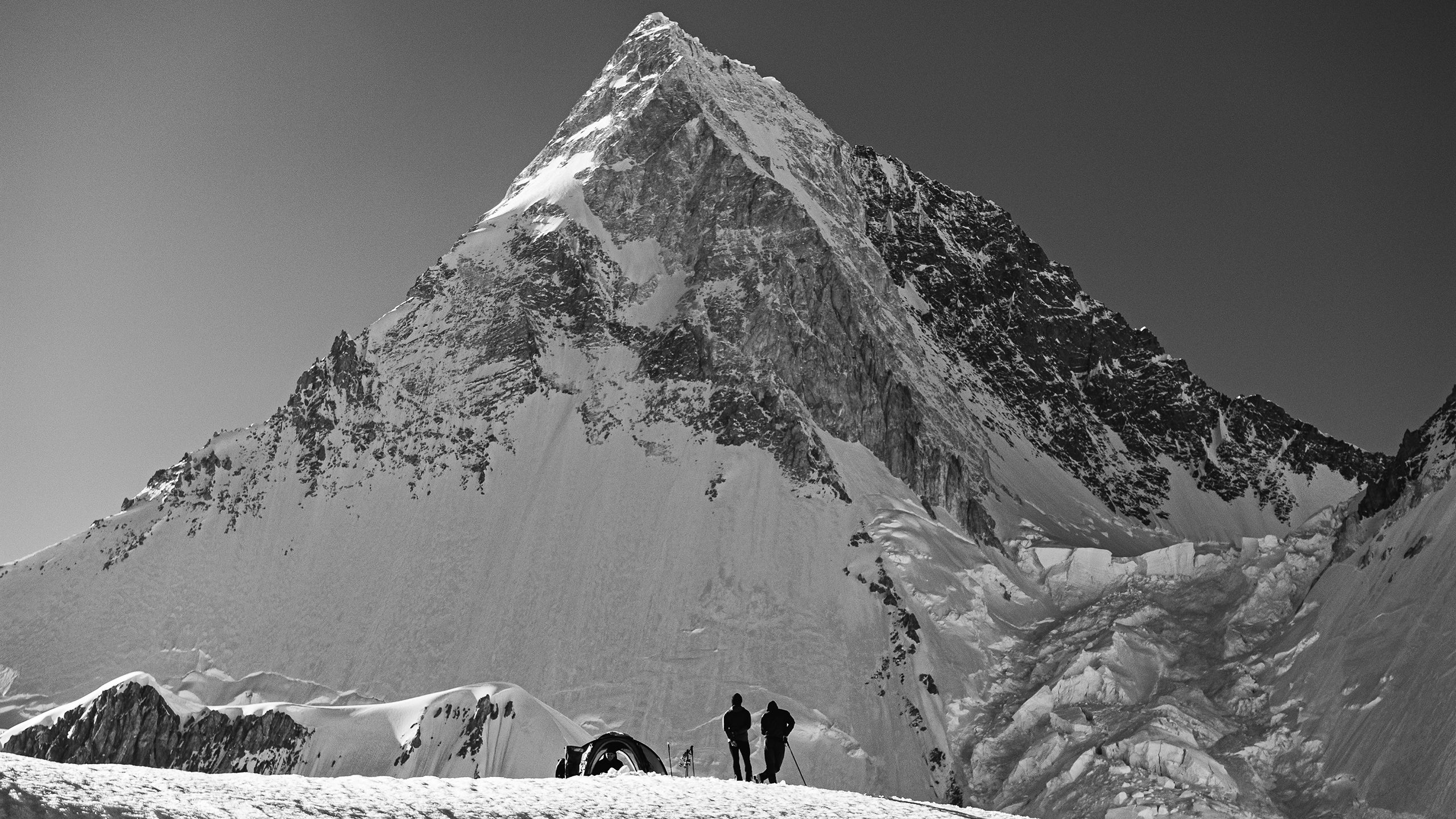 2560x1440 Gasherbrum IV: Charles Dubouloz and the Art of Patience