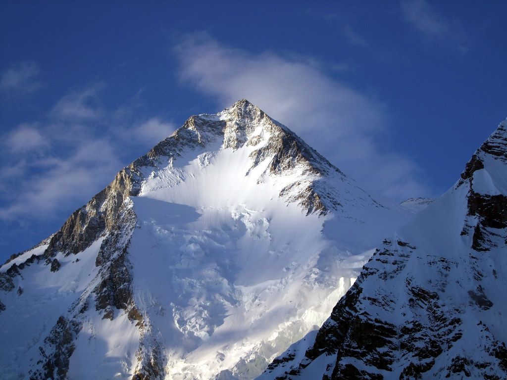 1024x768 Another view of the west face of Gasherbrum I. Gasherbrum B