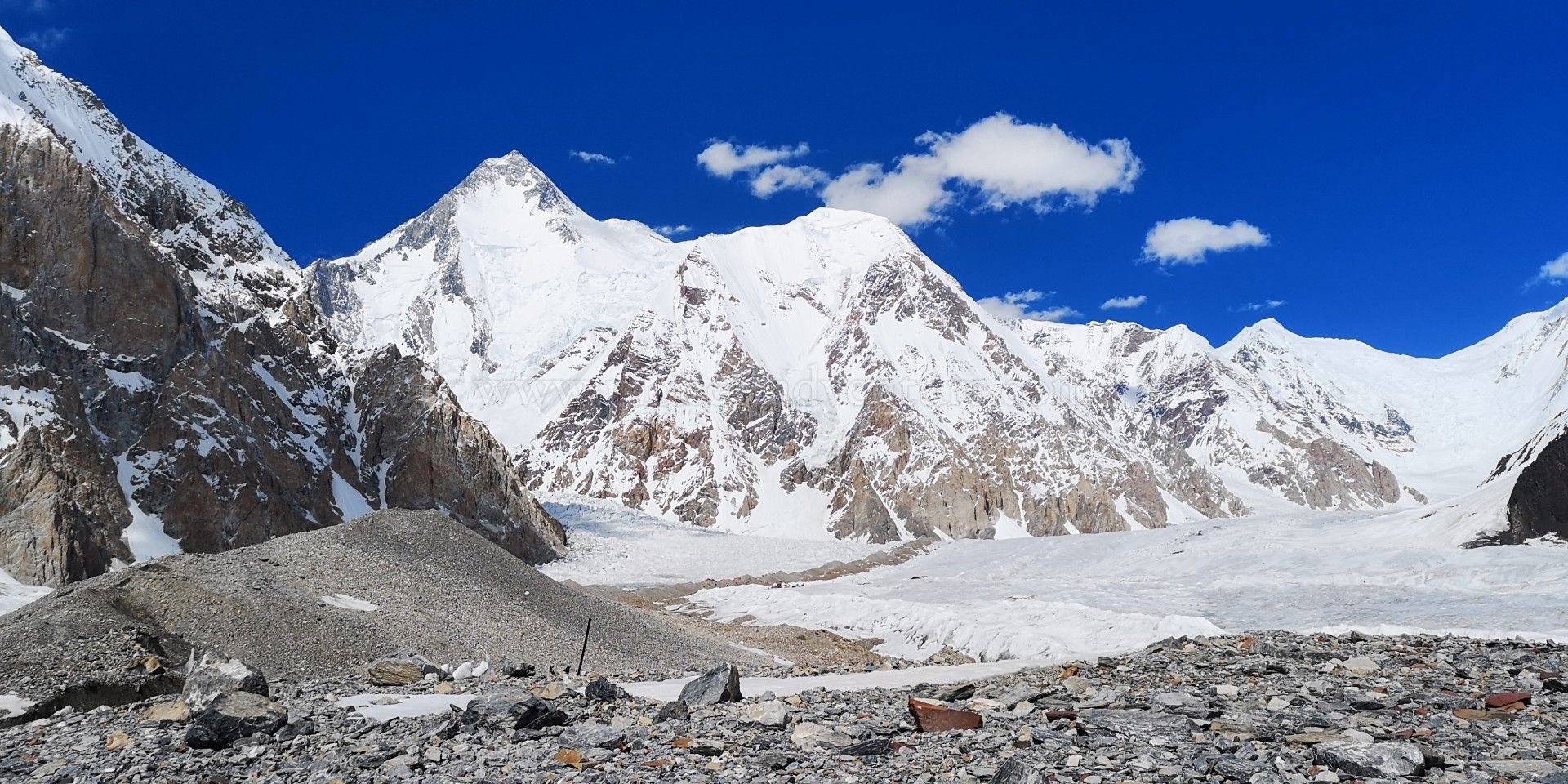 1920x960 Mt. Gasherbrum I Expedition