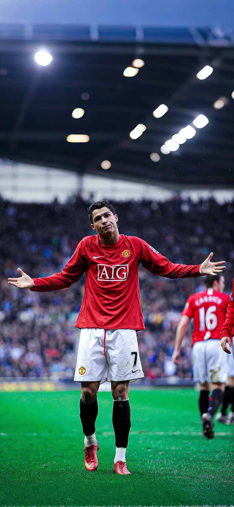 782x1692 Cristiano Ronaldo Manchester United Stadium Wallpaper iPhone