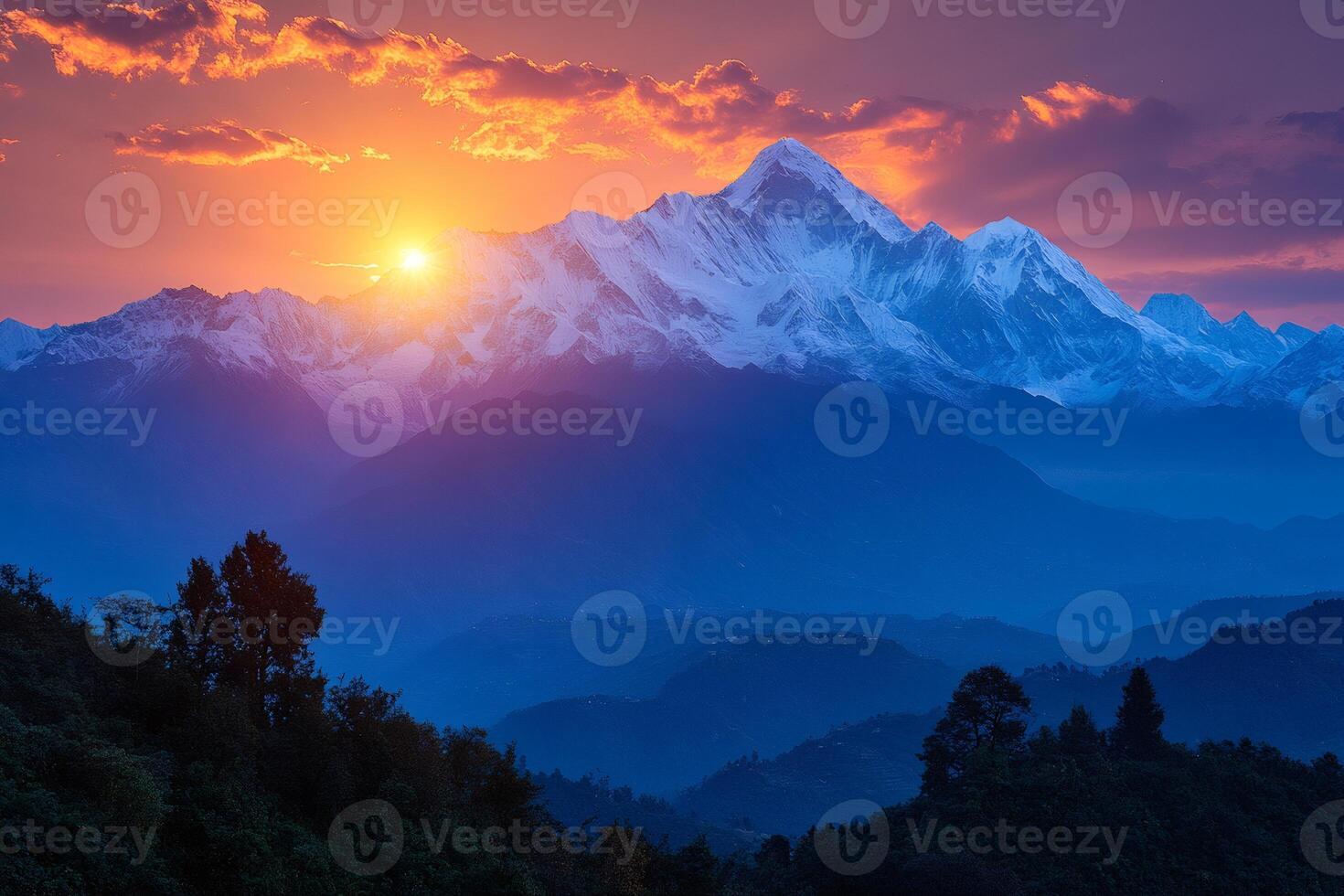 1470x980 Dhaulagiri mountain glowing during an orange sunset in the Himalayas