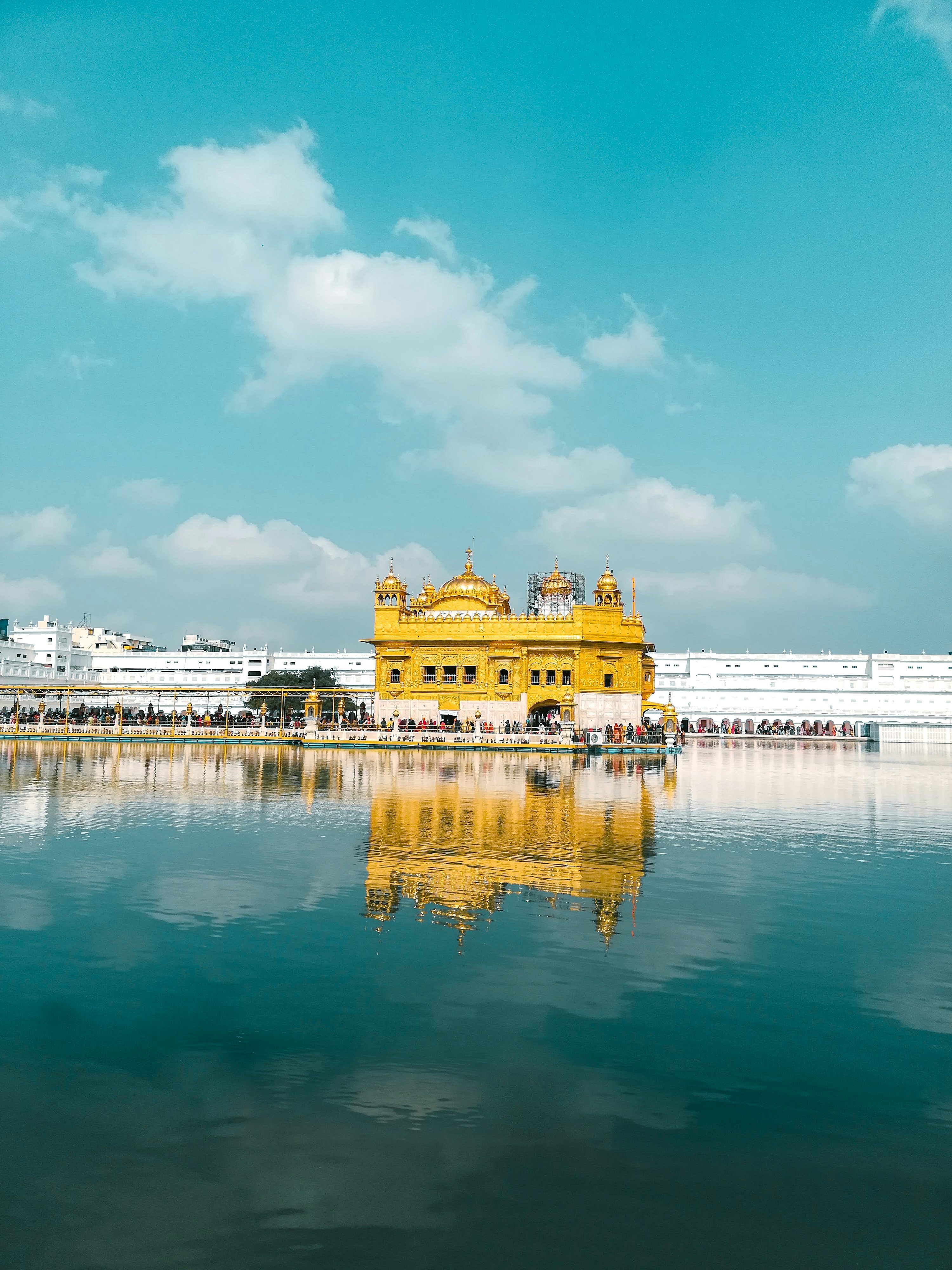 3000x4000 Golden Temple Picture. Download Free Image
