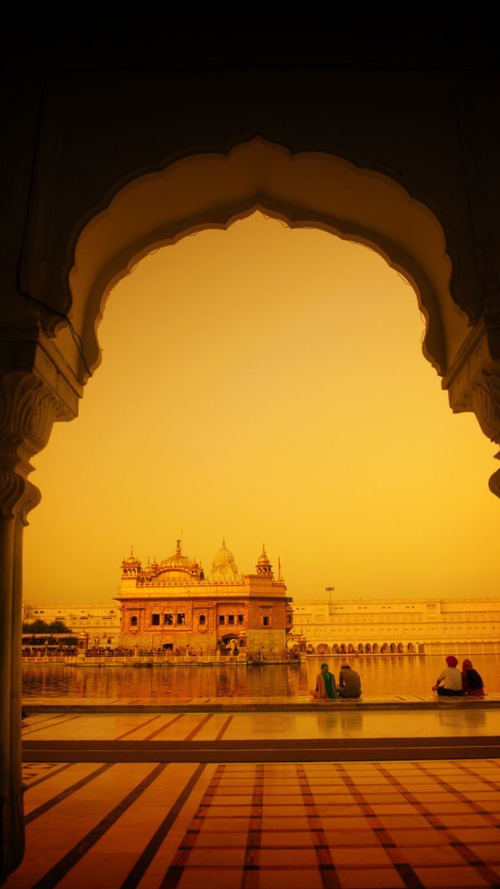720x1280 Most Stunning Photo Of The Beautiful Golden Temple Amritsar