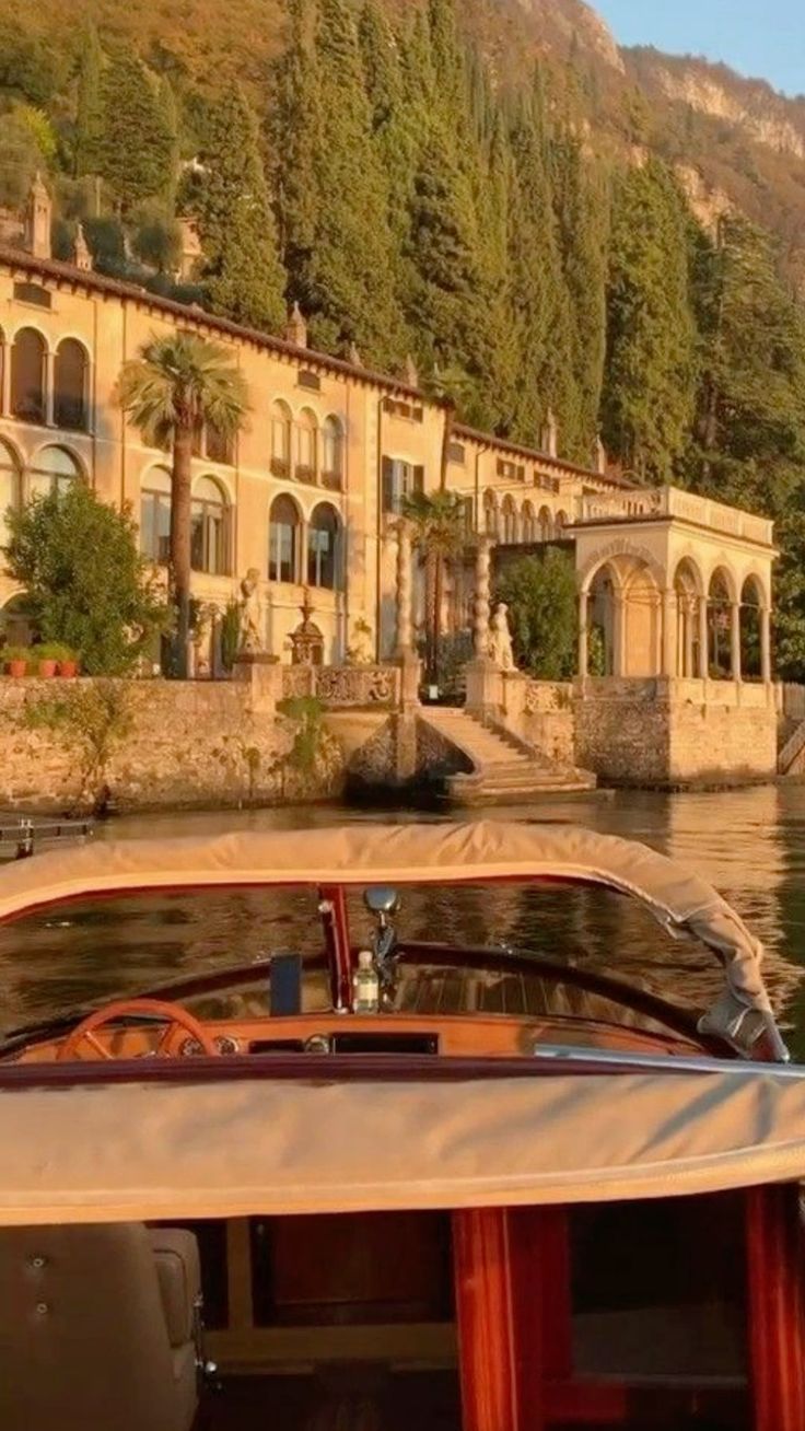 736x1308 luxury living in the old money aesthetic