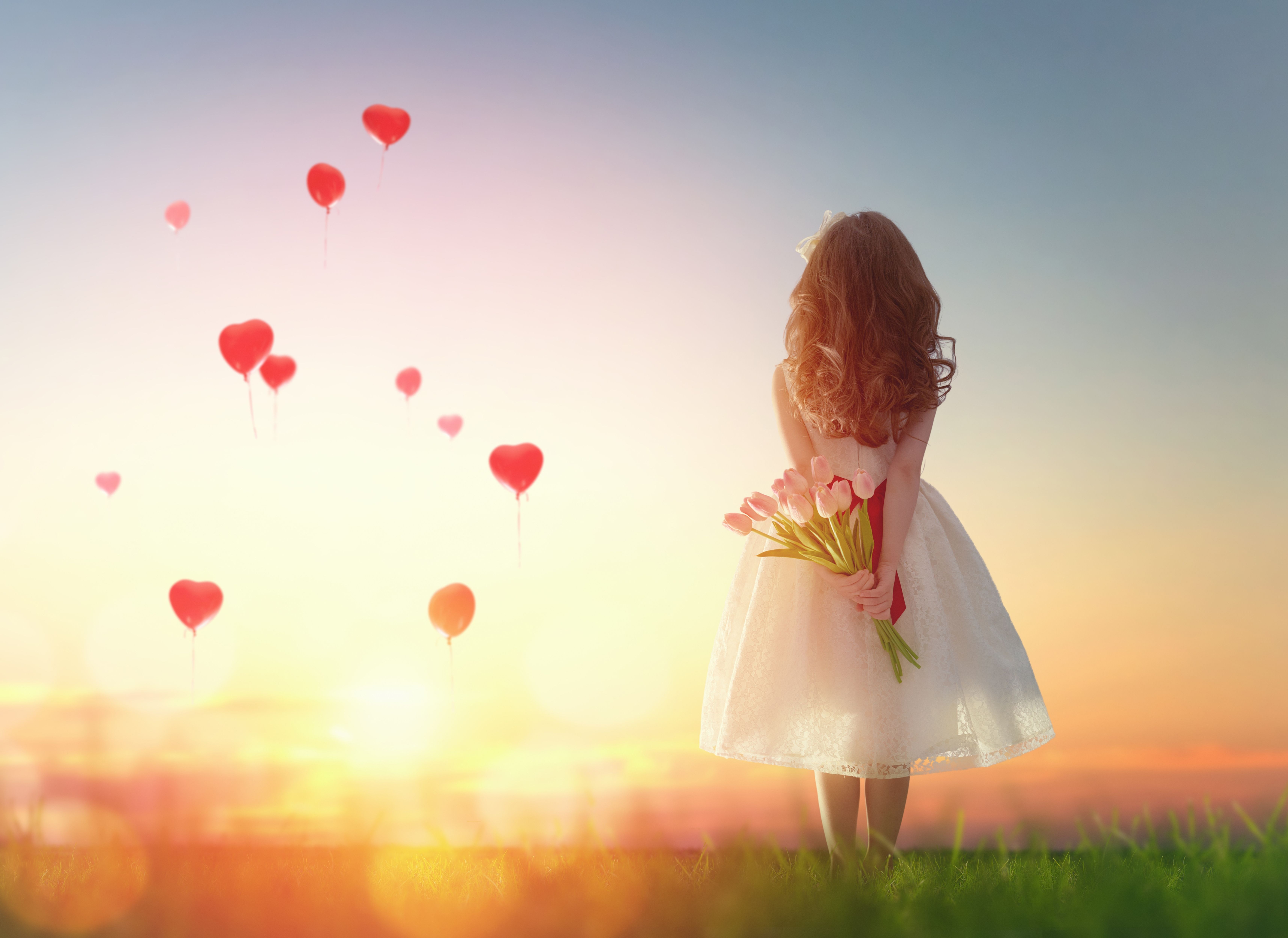 6860x4995 Desktop wallpaper: Heart Shaped, Little Girl, Photography, Child, Balloon, Sunset, Tulip, White Dress 4K free download for PC. 827543