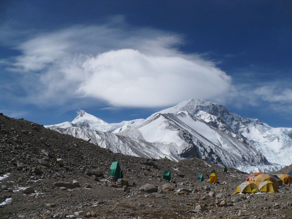 1024x768 Shishapangma: A Climbers' Guide Explorersweb