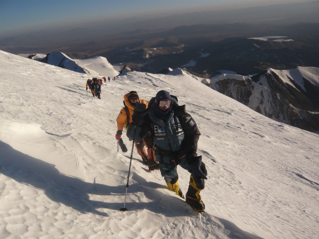 1024x768 Shishapangma: A Climbers' Guide Explorersweb