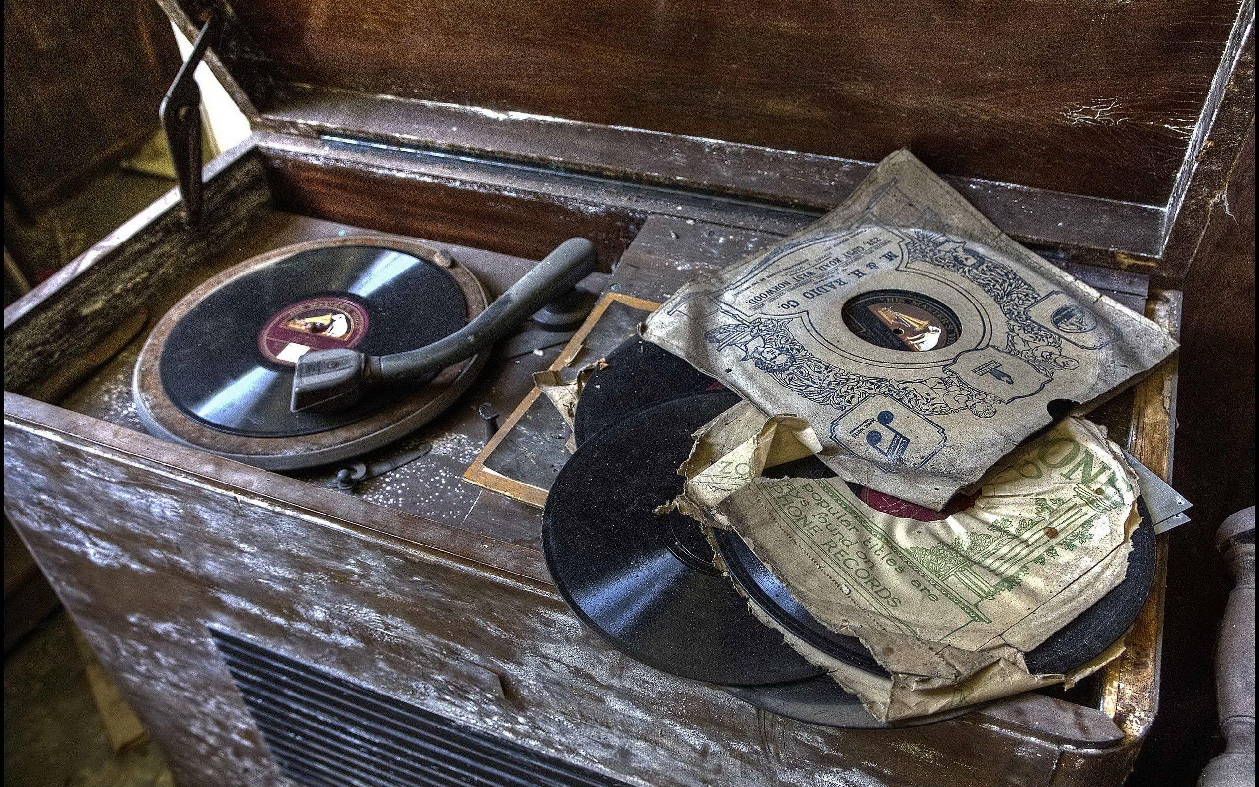 2560x1600 Vinyl Record Wallpaper