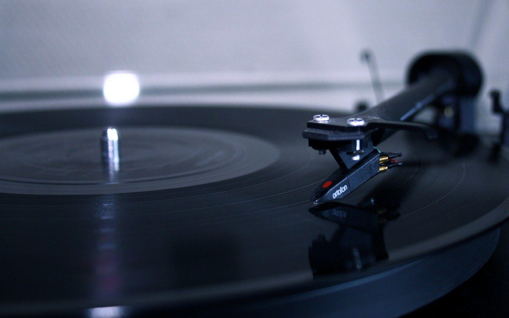 1680x1050 Dj Turntable Wallpaper HD Djs Turntable Wallpaper HD Wallpaper