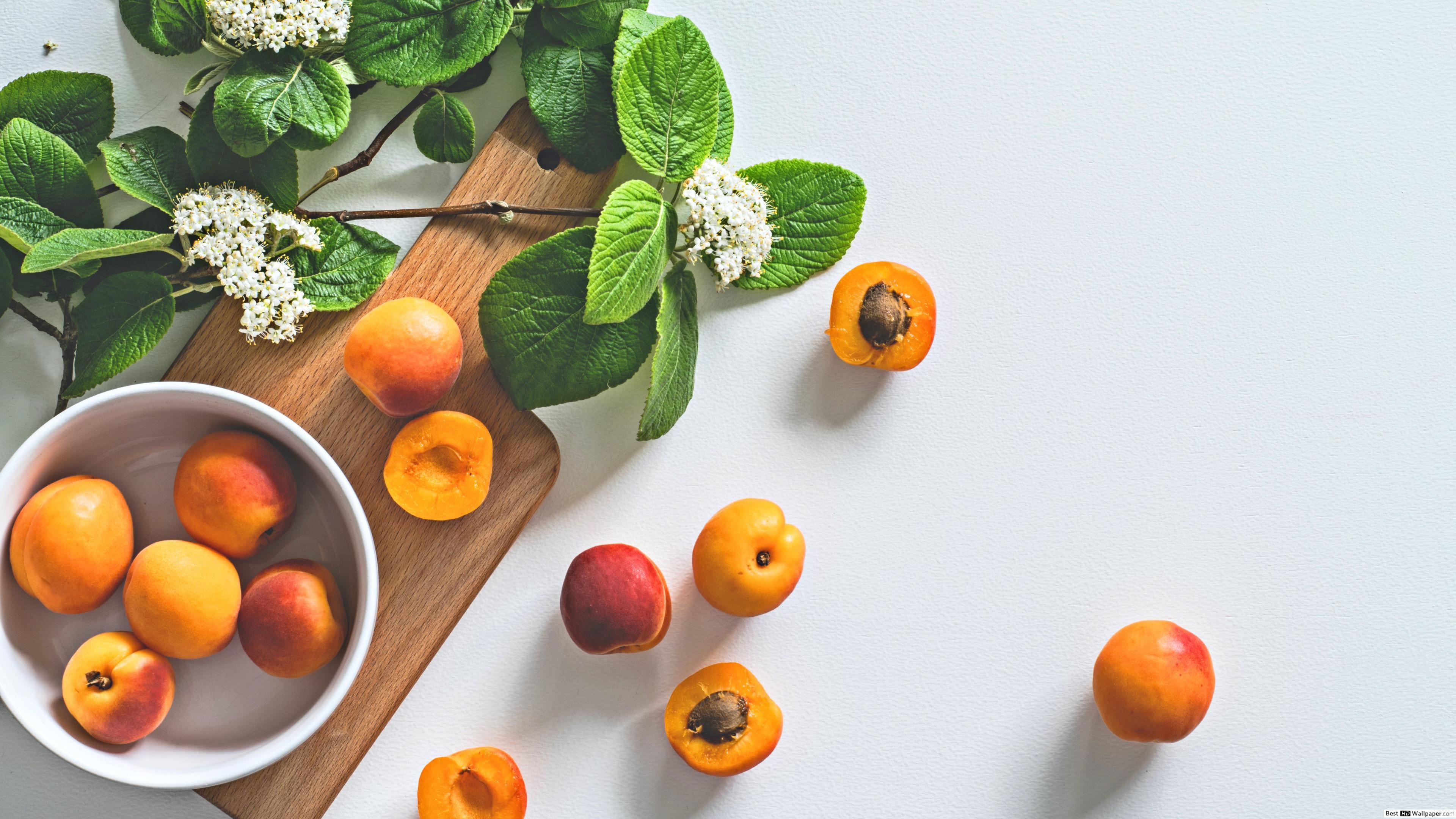 3840x2160 Sweet Peach Apricot in a bowl with wooden board and white flower HD wallpaper download