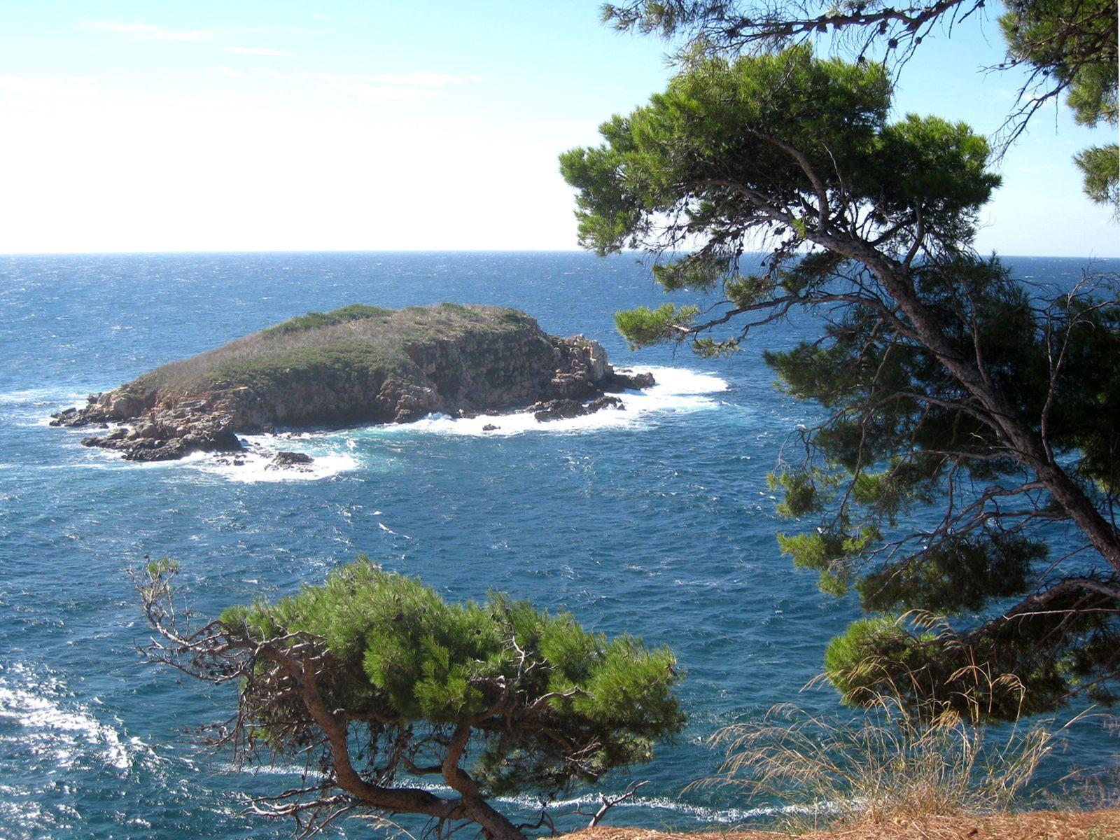 1600x1200 Free mediterranean sea wallpaper. Mediterranean coast, Nature hd, Coast