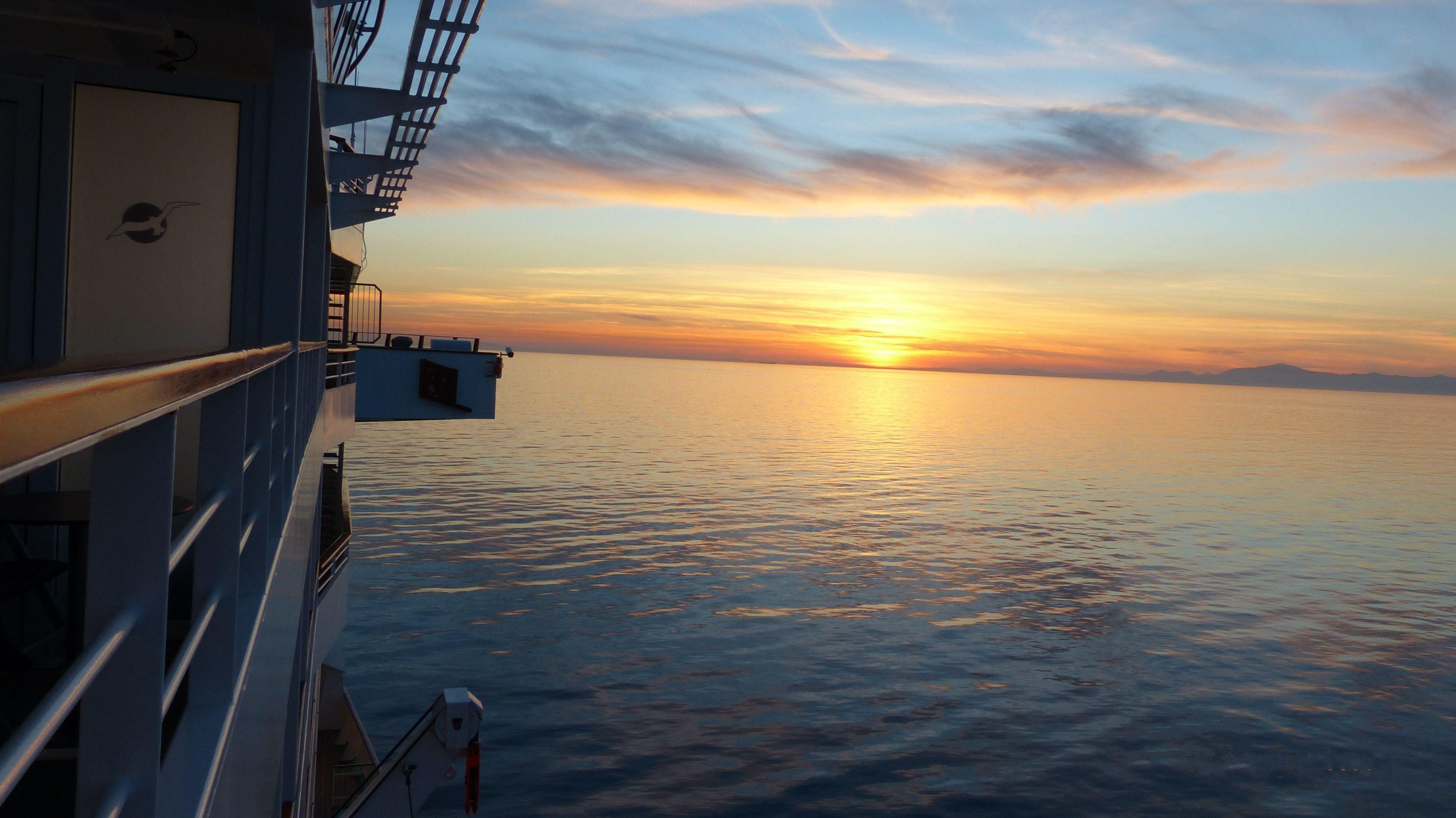 4000x2248 mediterranean, Sea, Sunset, Cruise, Ocean, Calm Wallpaper HD / Desktop and Mobile Background